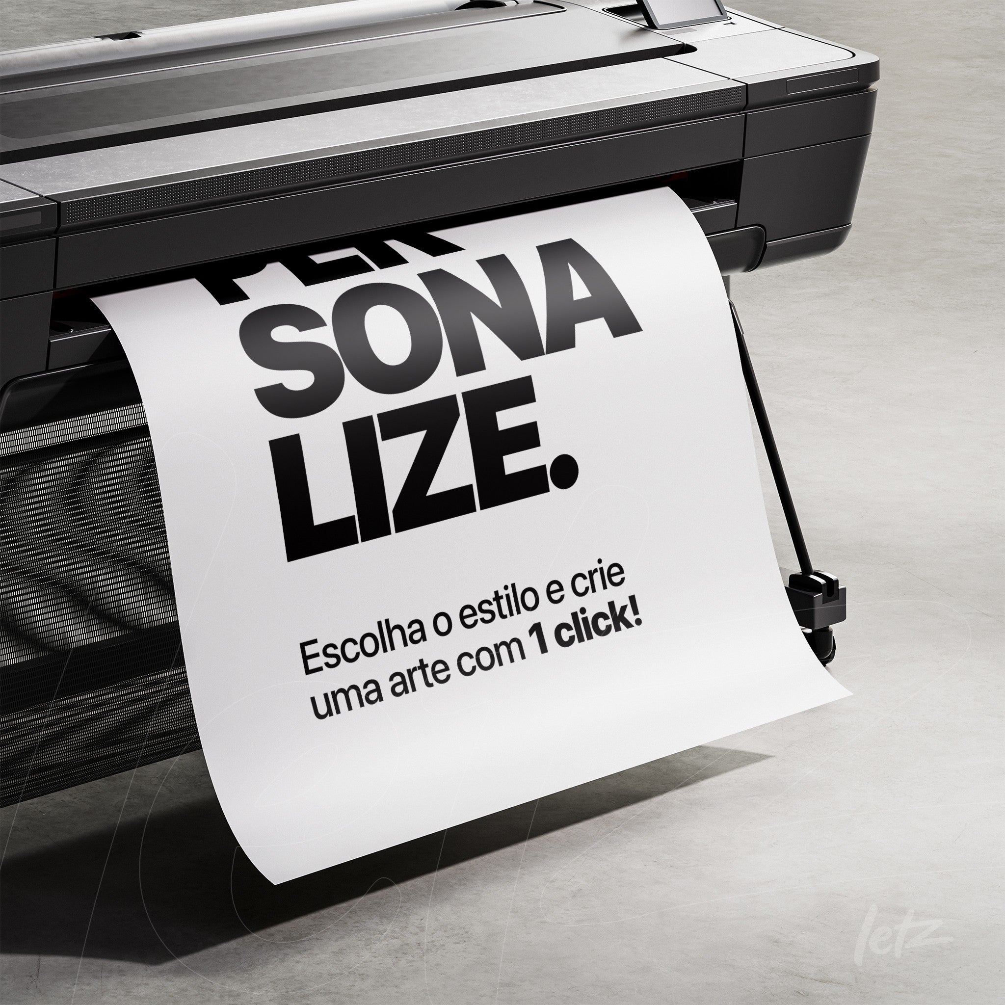 pôster em branco com texto em letras grandes e ousadas escrito 'PERSONALIZE' vindo de impressora em fundo cinza