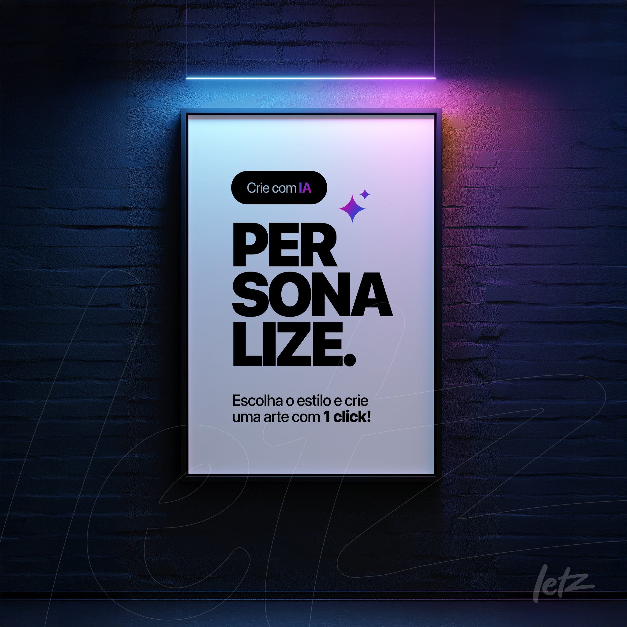 quadro com fundo escuro iluminado por luz neon e tipografia em destaque com a palavra personalize em moldura preta