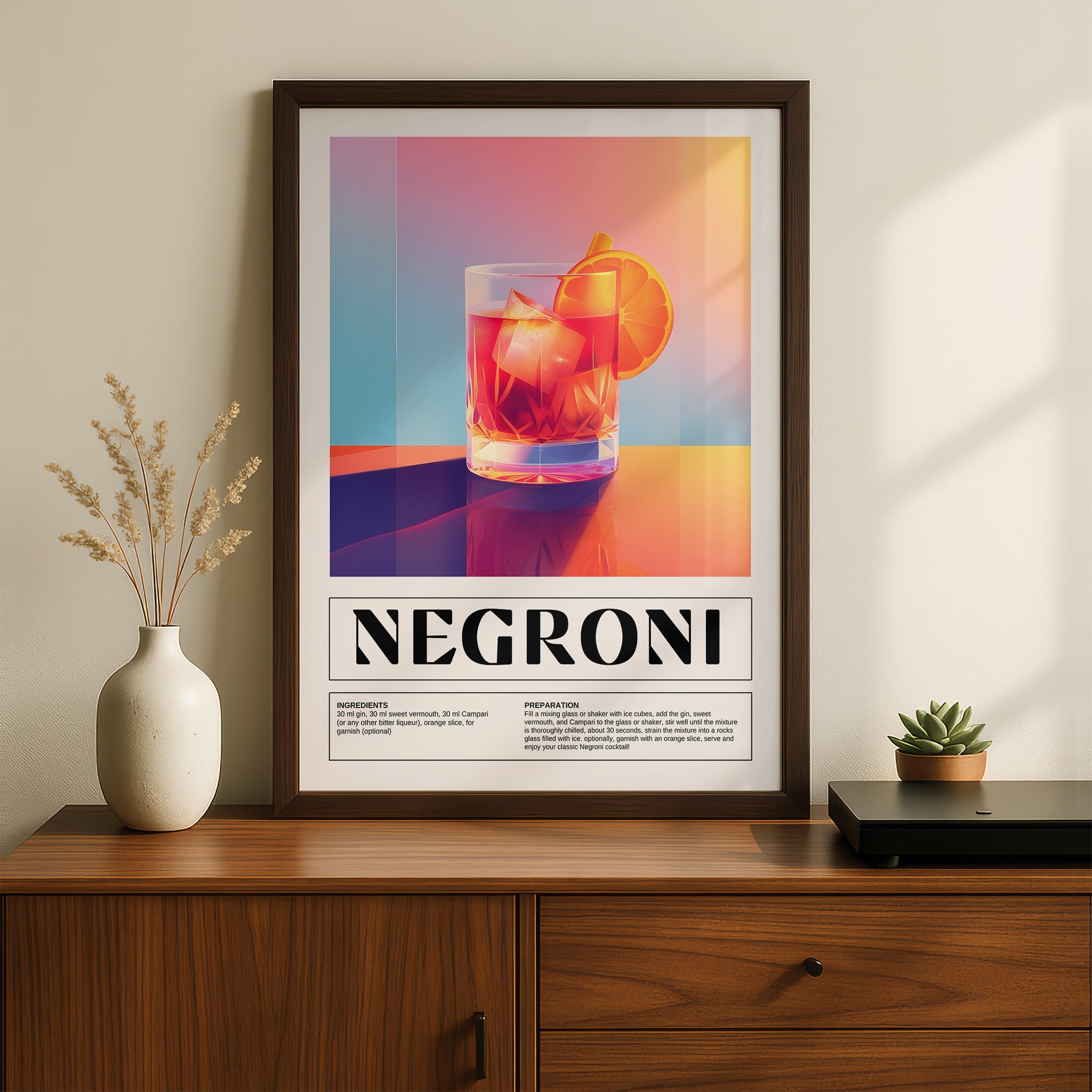 quadro emoldurado com arte vibrante de drink negroni em copo com gelo e fatias de laranja, exibido sobre mesa de madeira