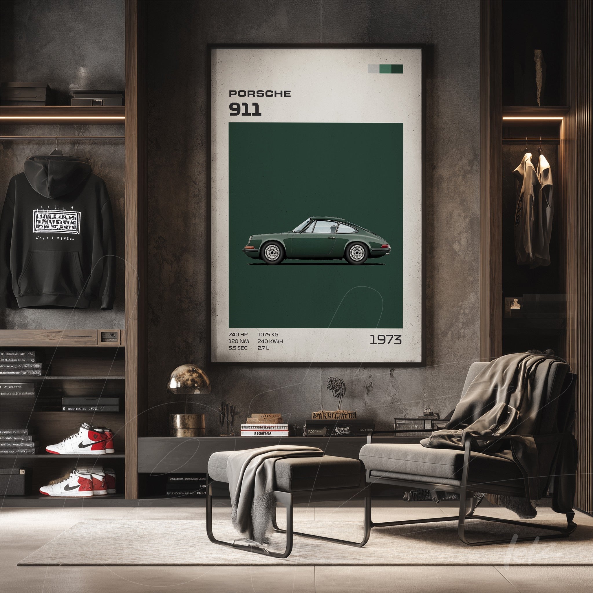 quadro emoldurado com ilustração minimalista do carro Porsche 911 verde em fundo verde escuro, exibido em ambiente moderno