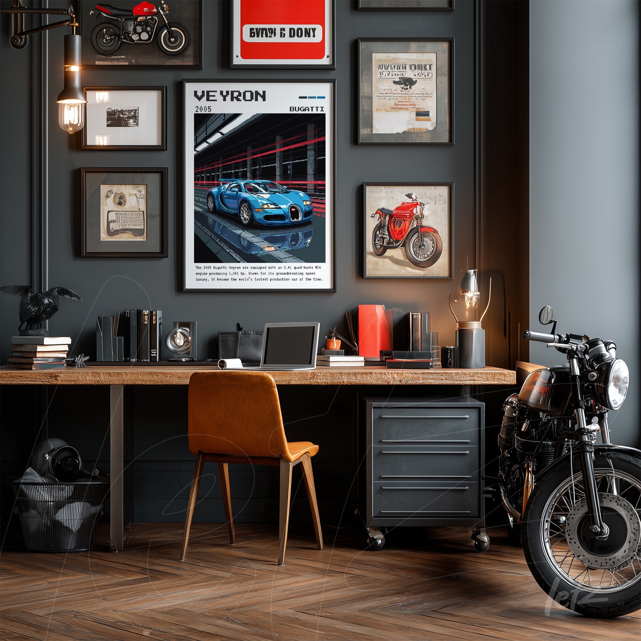 ambiente de escritório decorado com quadro de carro esportivo Bugatti Veyron em moldura preta, parede cinza, mesa de madeira e moto clássica ao lado