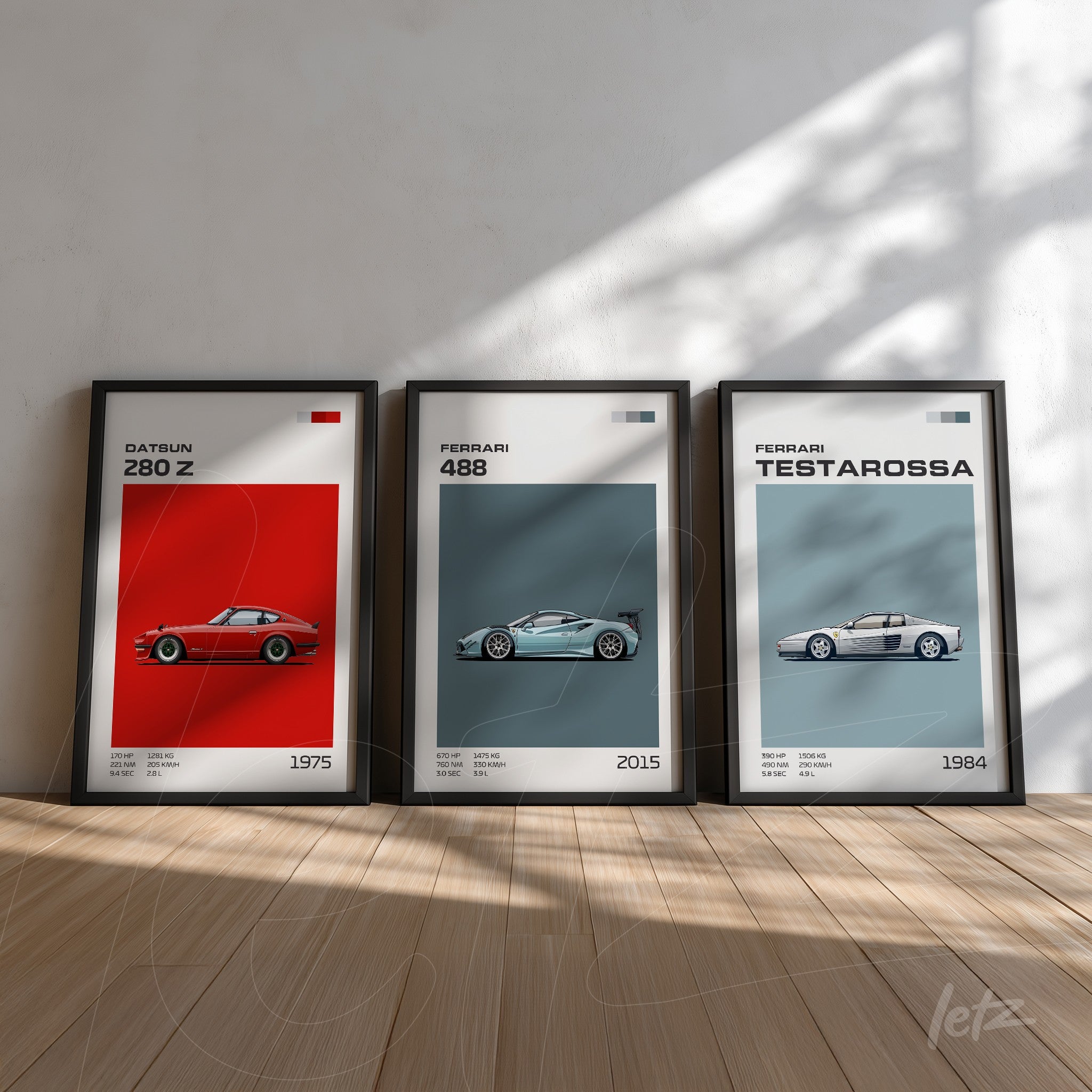 composição com três quadros de carros clássicos em molduras pretas, apresentando o Datsun 280 Z de 1975 em fundo vermelho, o Ferrari 488 de 2015 em fundo cinza claro e o Ferrari Testarossa de 1984 em fundo cinza escuro