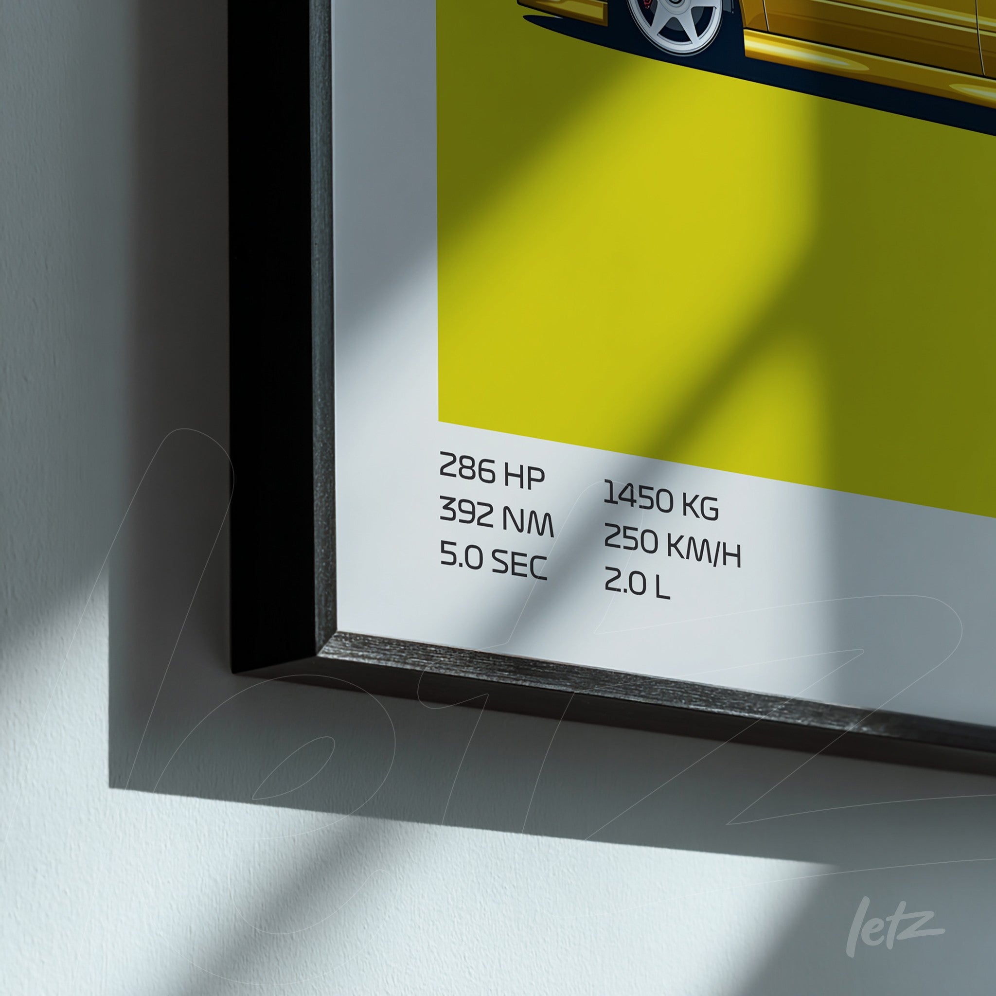 quadro com arte minimalista em fundo amarelo vibrante mostrando detalhes técnicos de um carro, com moldura preta e sombra projetada na parede