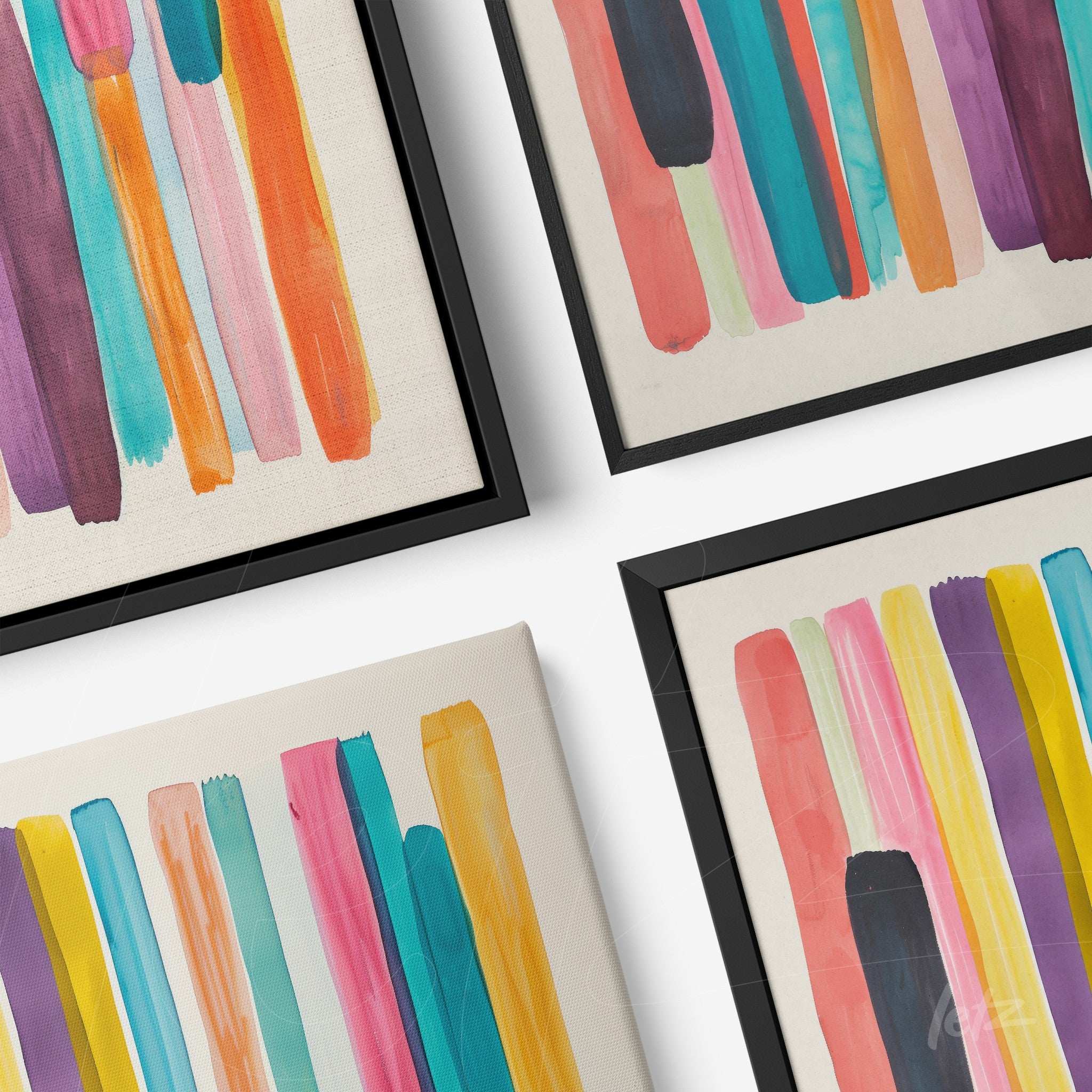 composição de quadros com arte abstrata em tiras coloridas e moldura preta