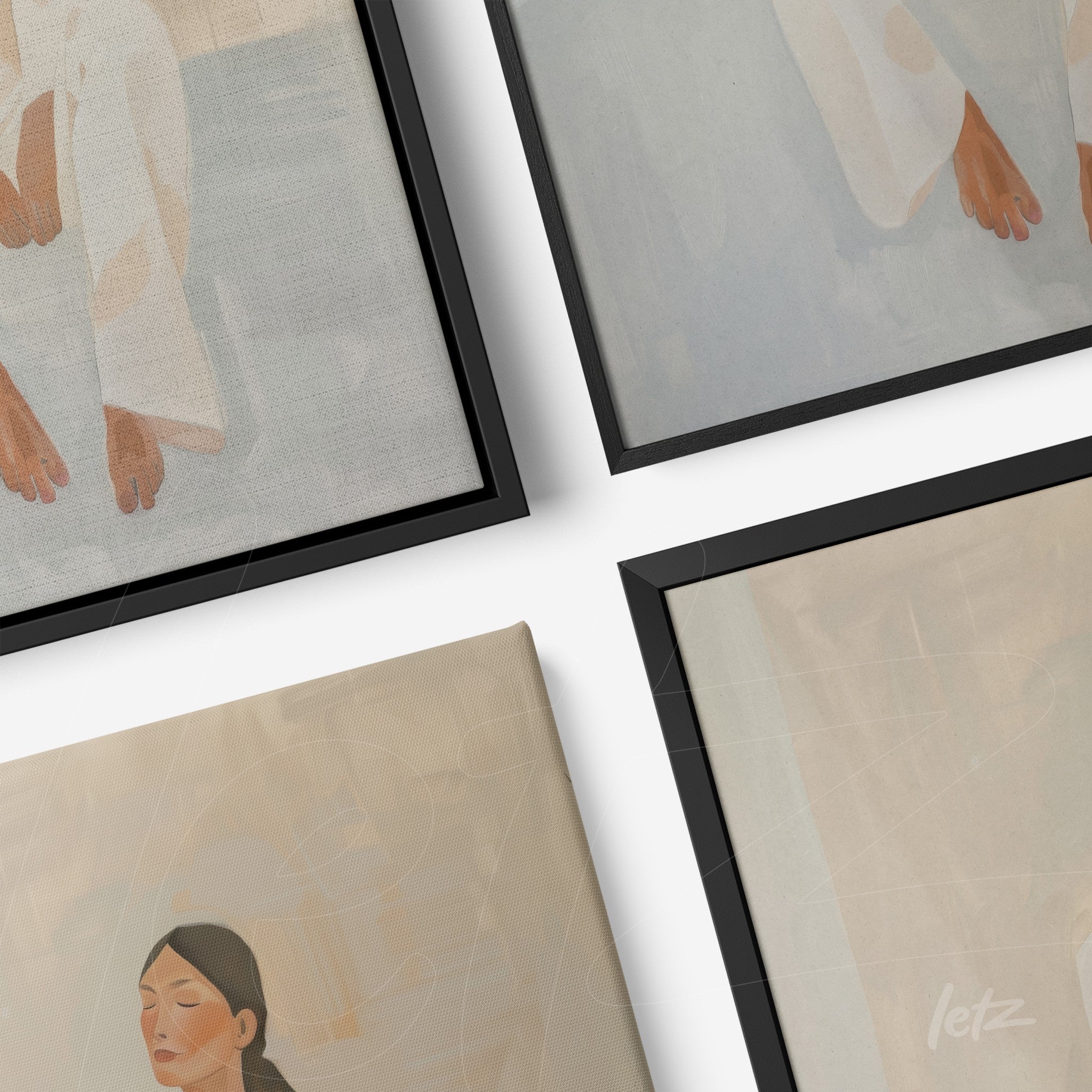 composição de quadros com arte minimalista de mulheres em tons neutros e molduras pretas finas