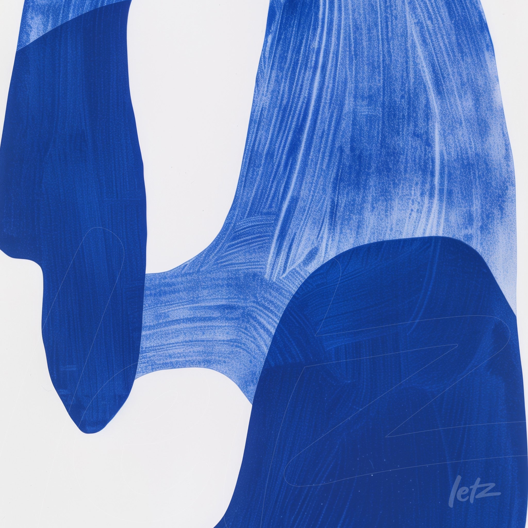 arte abstrata em azul com formas fluidas e texturas variadas em fundo branco