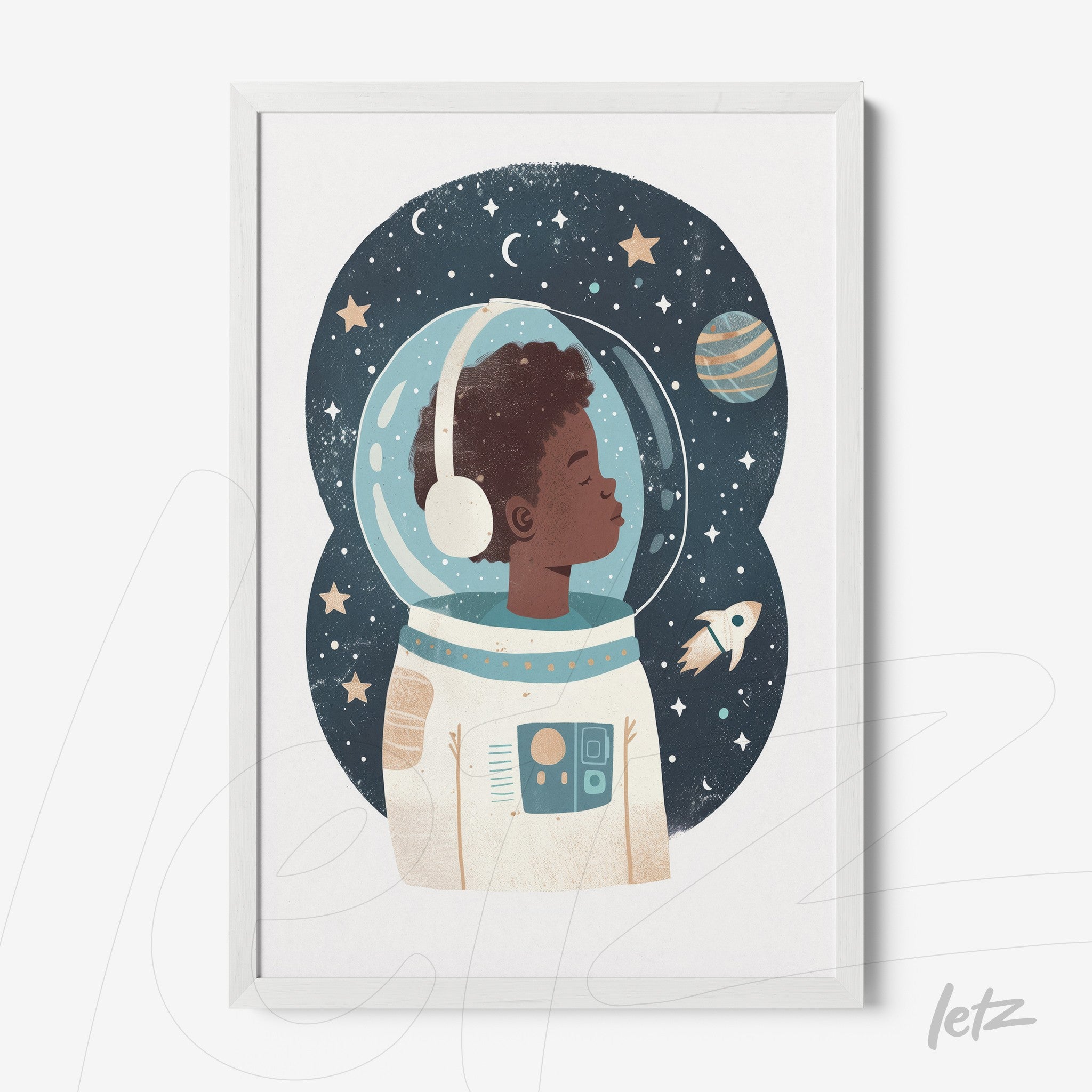 quadro com ilustração de astronauta negro com capacete, rodeado por estrelas e planetas em fundo azul marinho com moldura branca