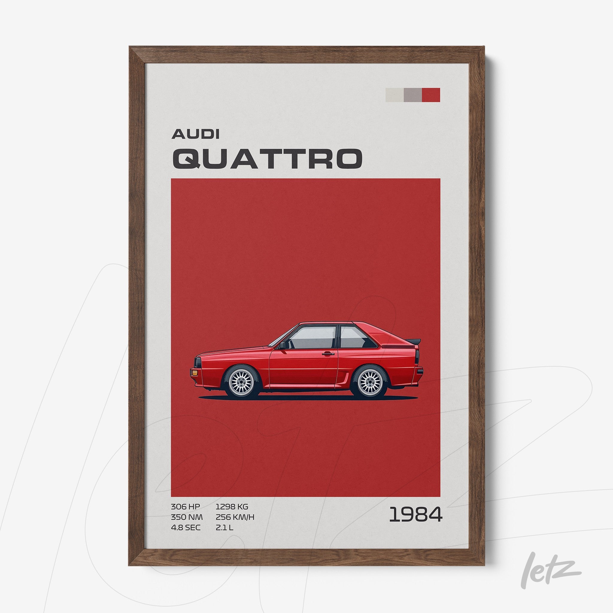 quadro com arte gráfica do carro Audi Quattro de 1984 em fundo vermelho com moldura de madeira escura