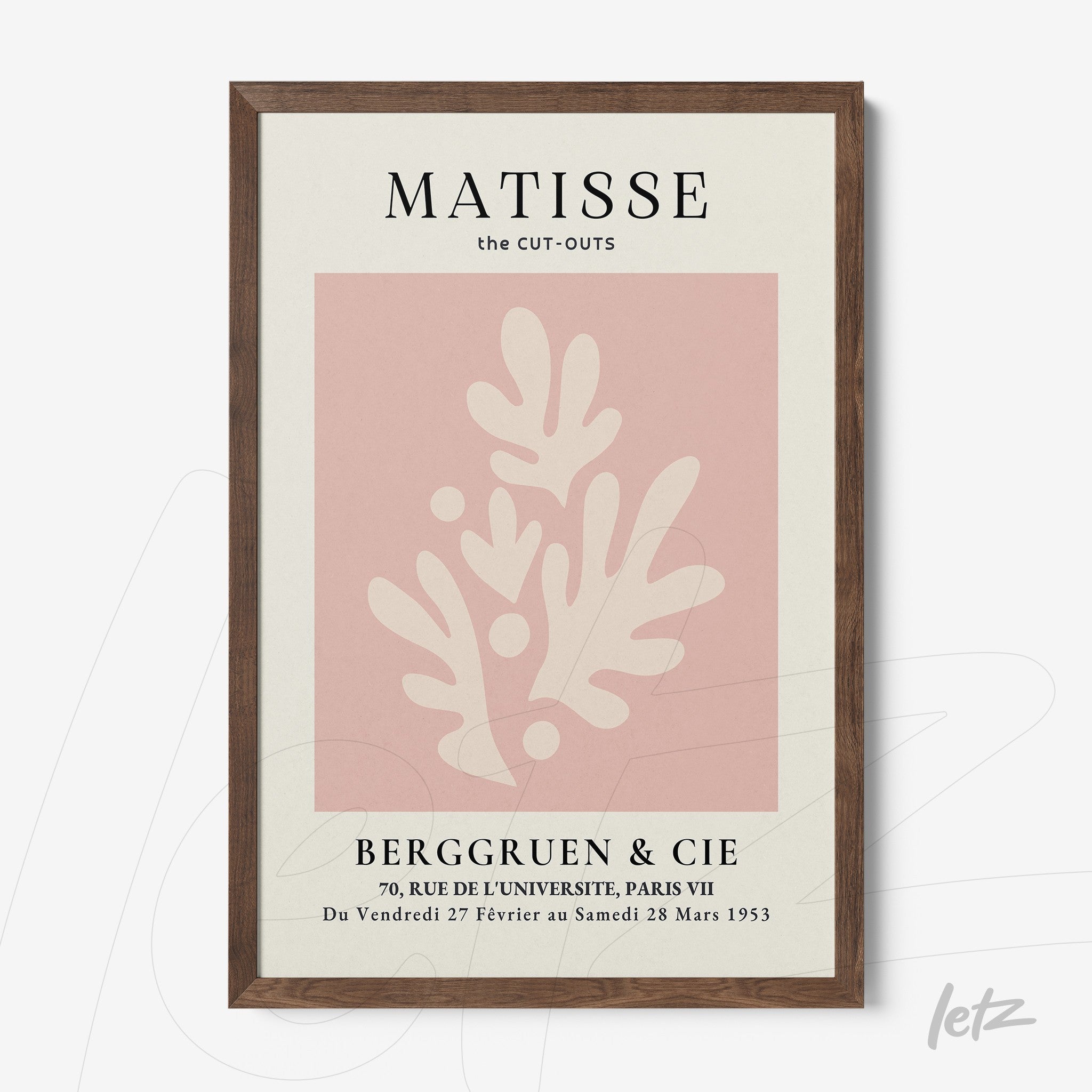 quadro com arte abstrata inspirada em Matisse, apresentando formas orgânicas em fundo rosa, moldura de madeira escura