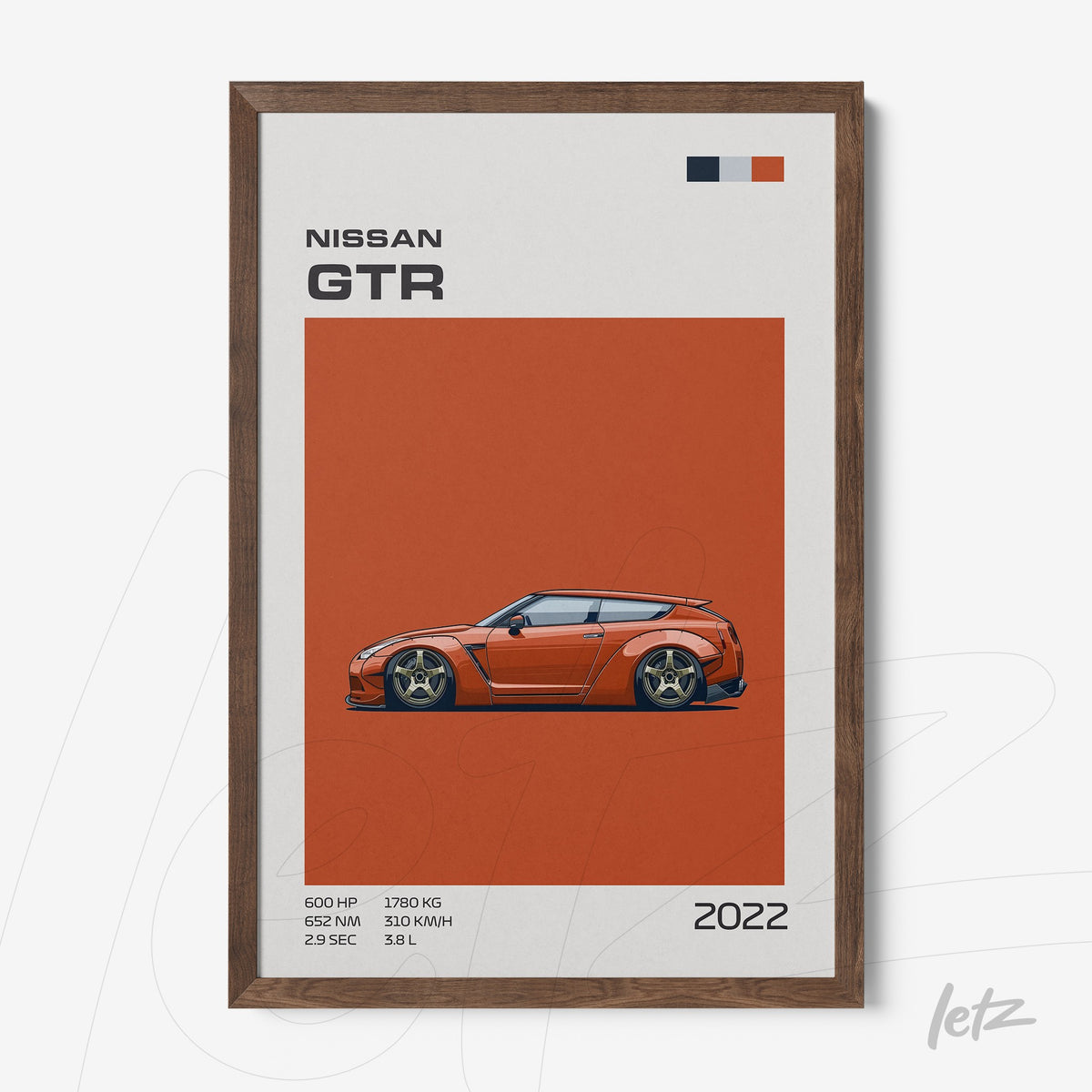 quadro com arte digital do carro Nissan GTR em moldura de madeira escura com fundo laranja