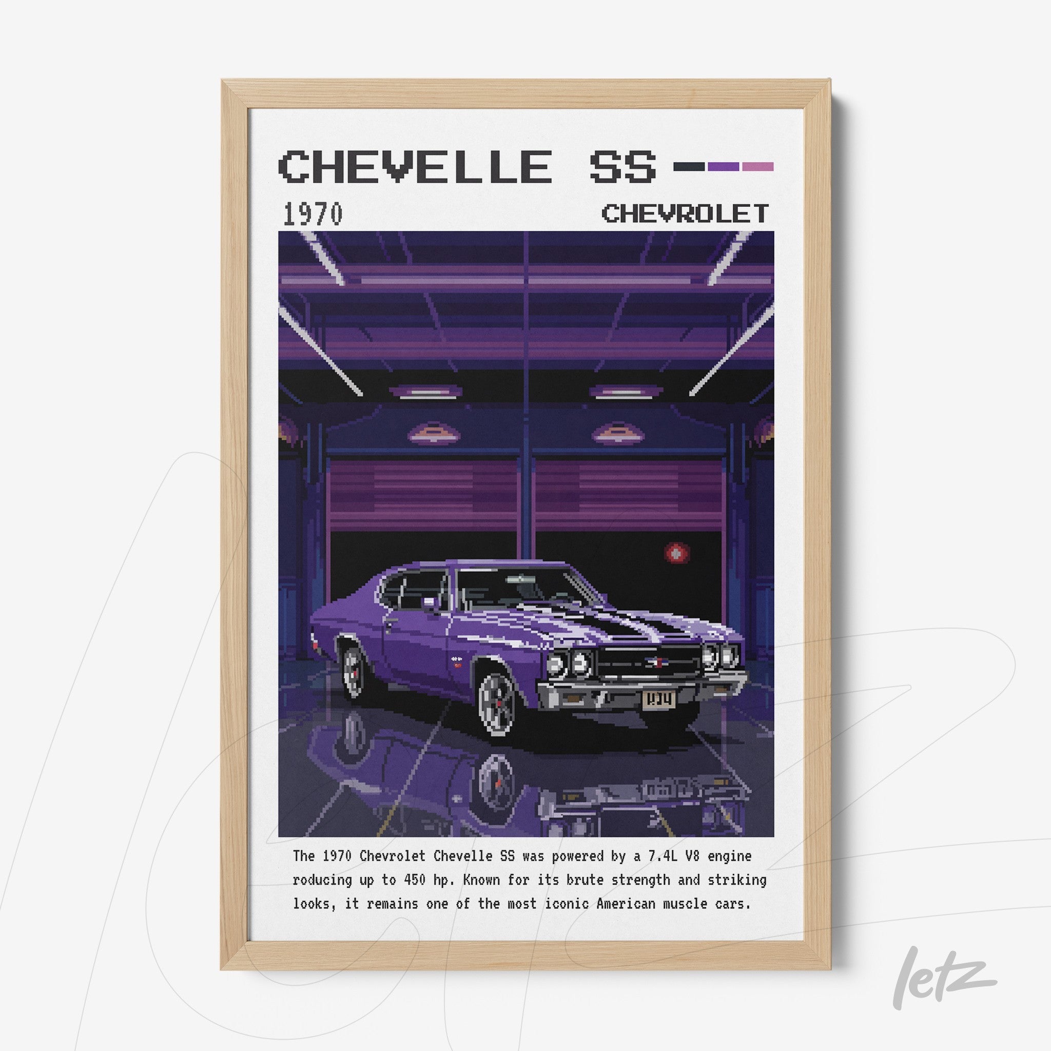 quadro com arte digital de um Chevrolet Chevelle SS 1970 em estilo retrô, moldura de madeira clara e fundo de garagem escura