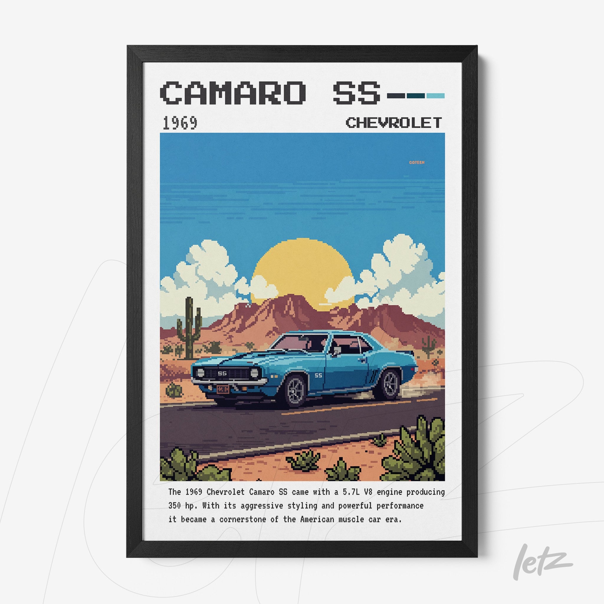 quadro em estilo retrô de carro Chevrolet Camaro SS de 1969 em moldura preta, com fundo desértico e montanhas ao longe