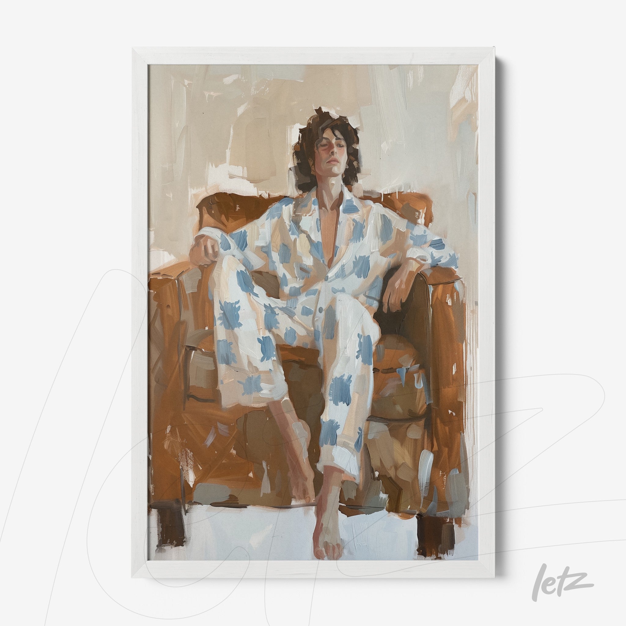 quadro em moldura branca com pintura de um homem relaxando em sofa, usando pijama claro com estampas azul e branca