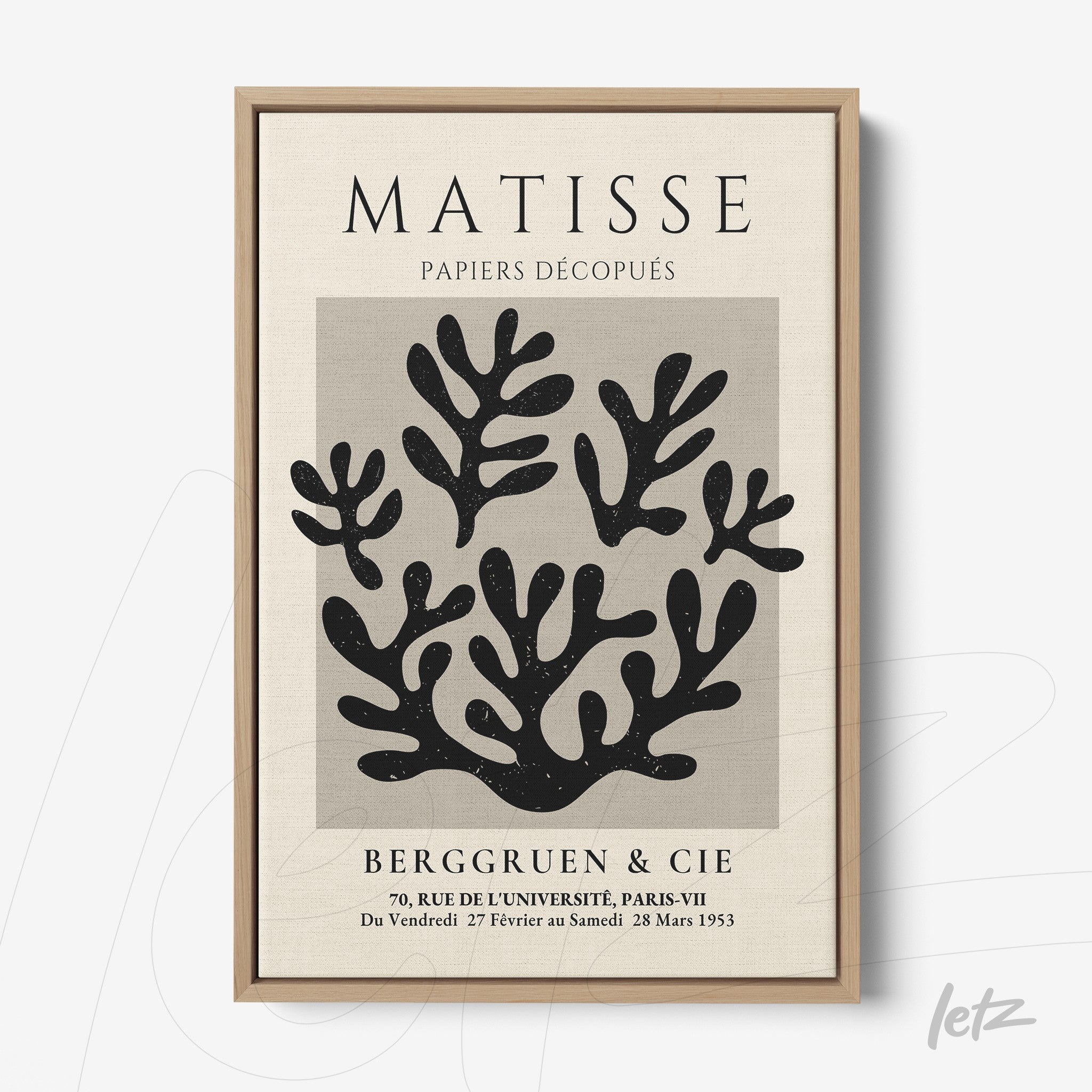 quadro com arte de recortes em papel de corais em moldura de madeira clara