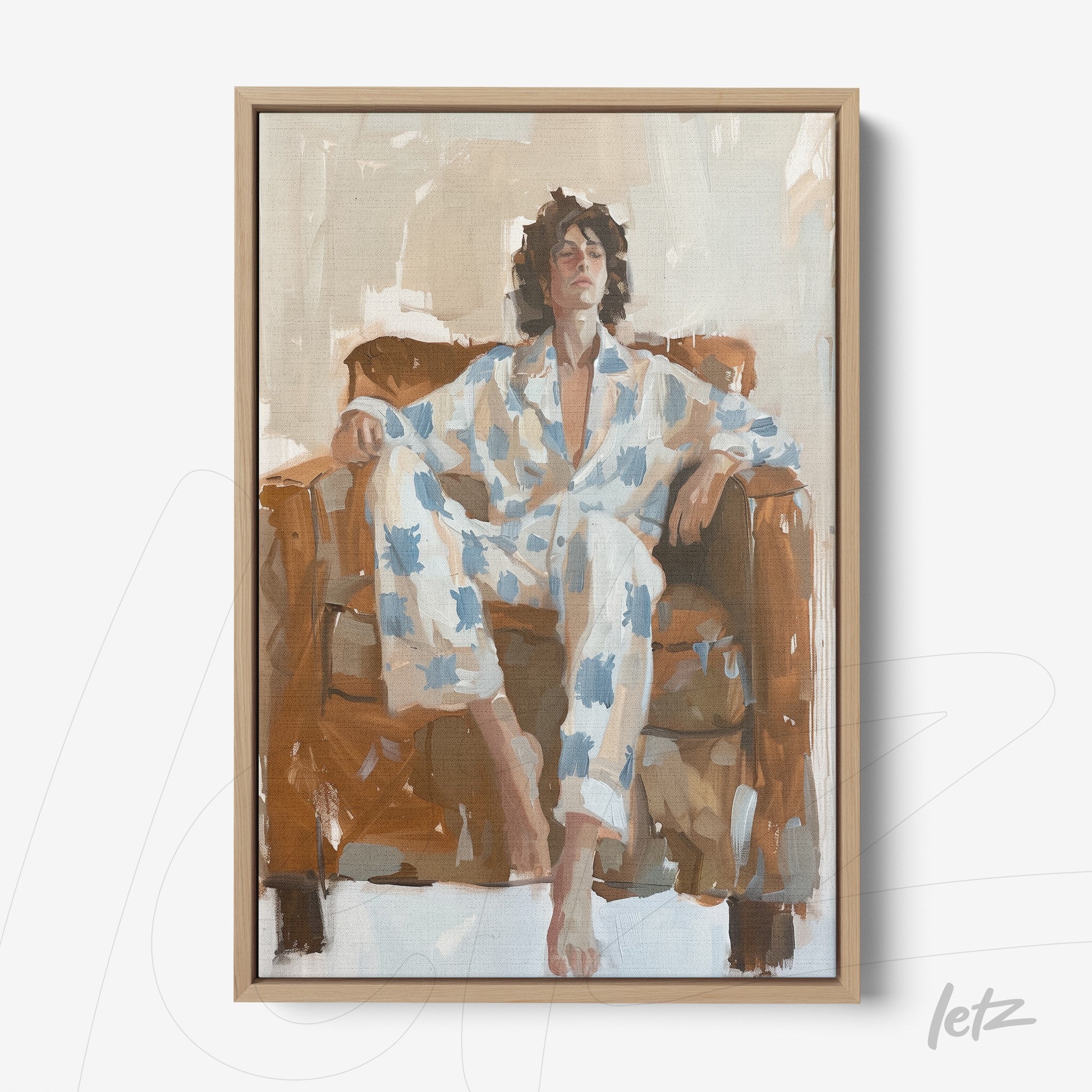 quadro com arte retratando homem relaxando em sofá marrom, vestindo pijama com padrão azul, moldura clara