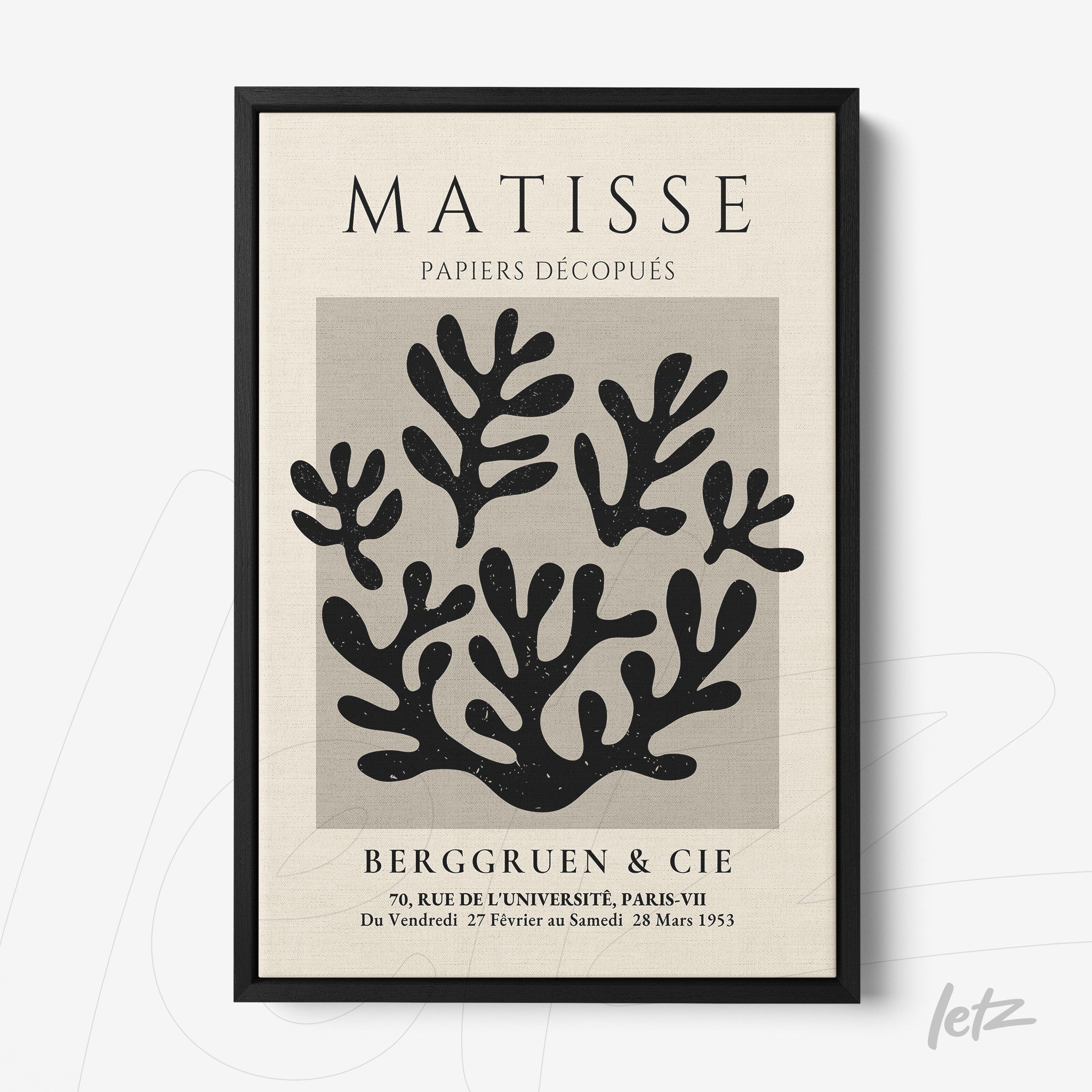 quadro com arte abstrata em preto sobre fundo claro, moldura preta fina e título em destaque na parte superior