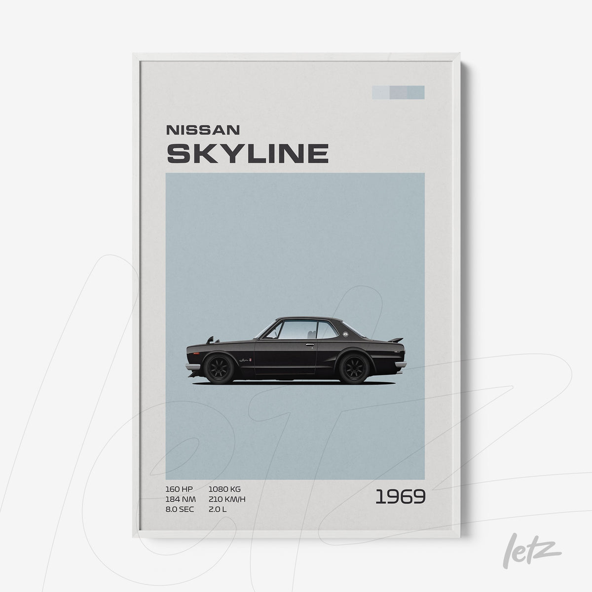 quadro com arte minimalista de um carro Nissan Skyline de 1969, em moldura branca, fundo azul claro