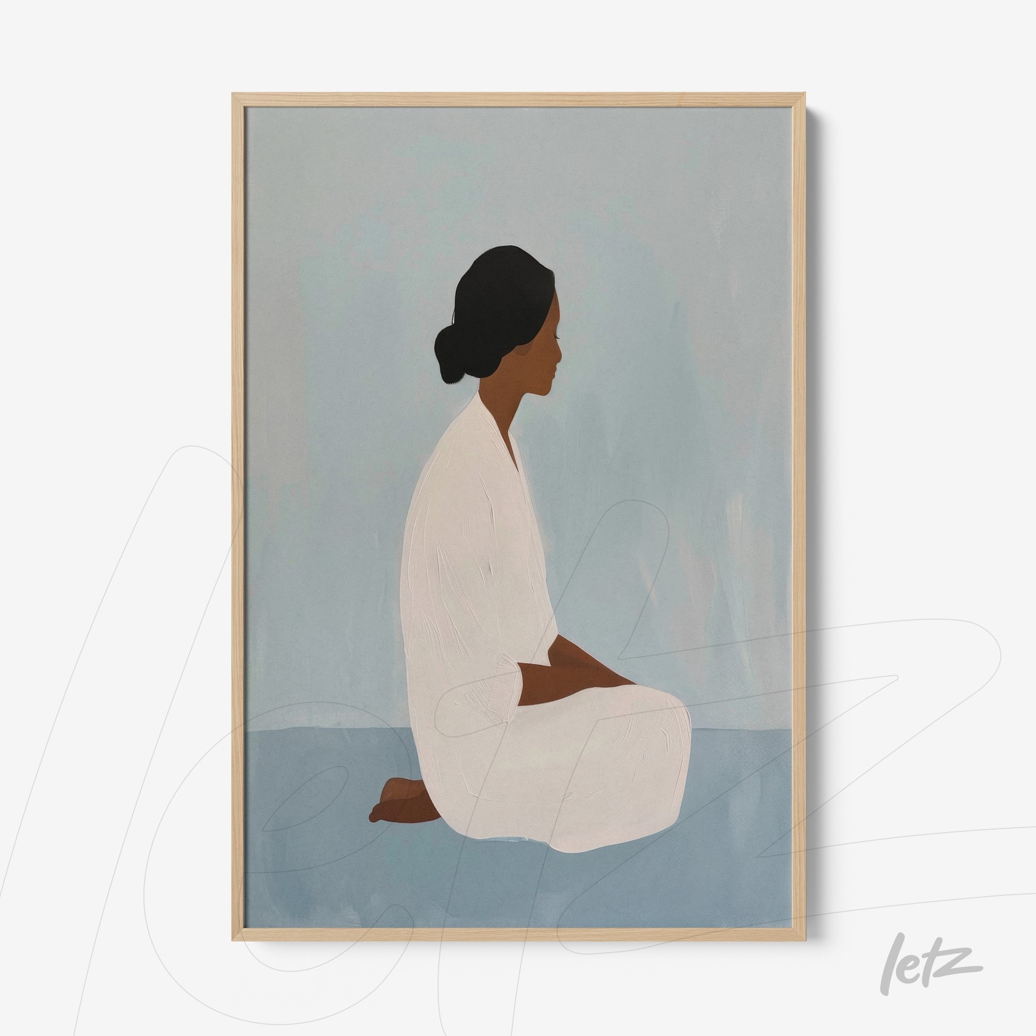 quadro com arte minimalista de mulher sentada em tons suaves, moldura de madeira clara