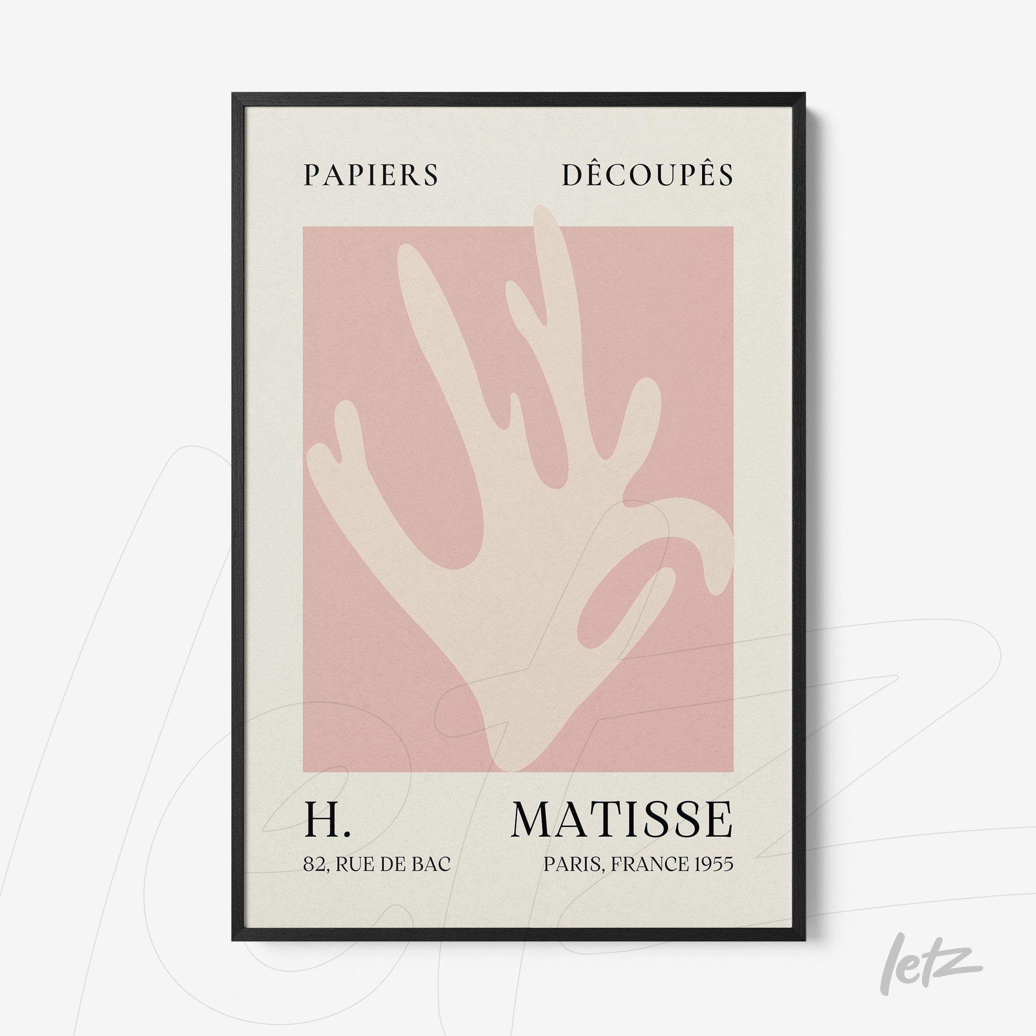 quadro com arte moderna representando uma mão em estilo minimalista, com fundo rosa e moldura preta