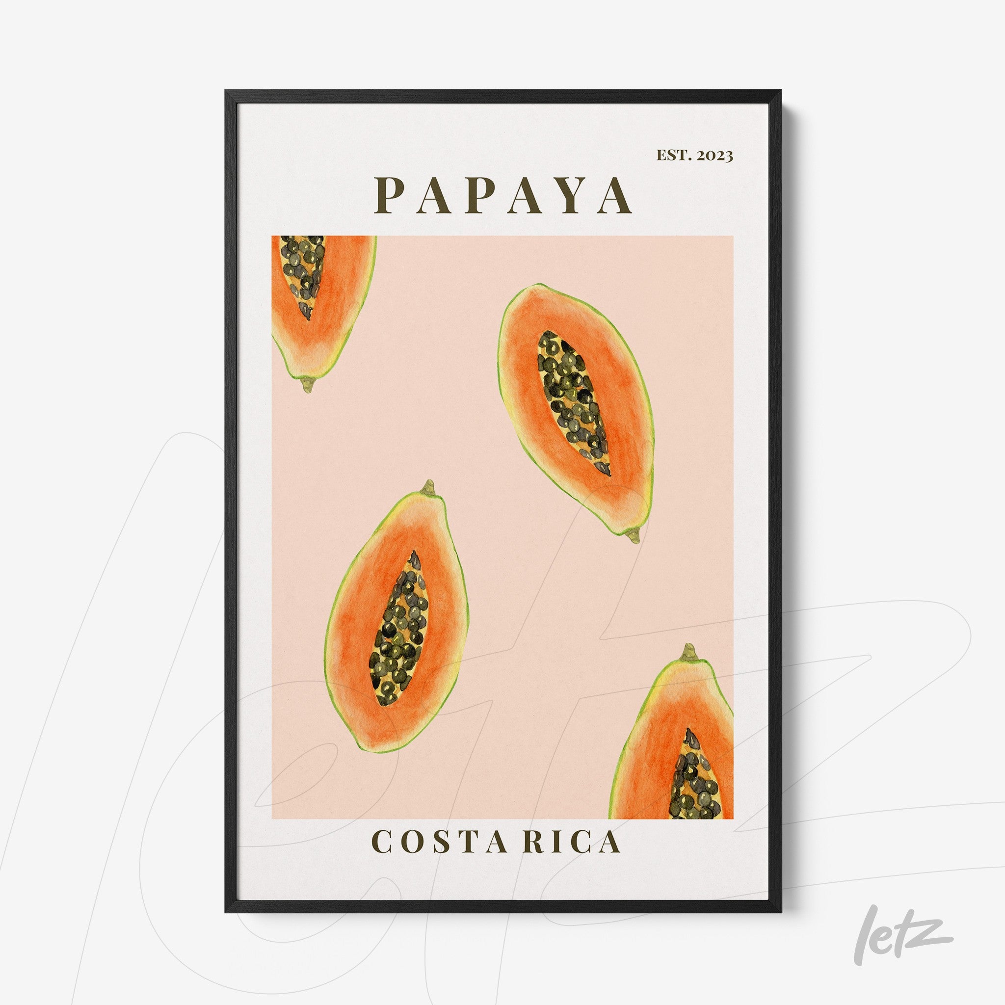 quadro com ilustrações de fatias de papaia em fundo rosa claro e moldura preta