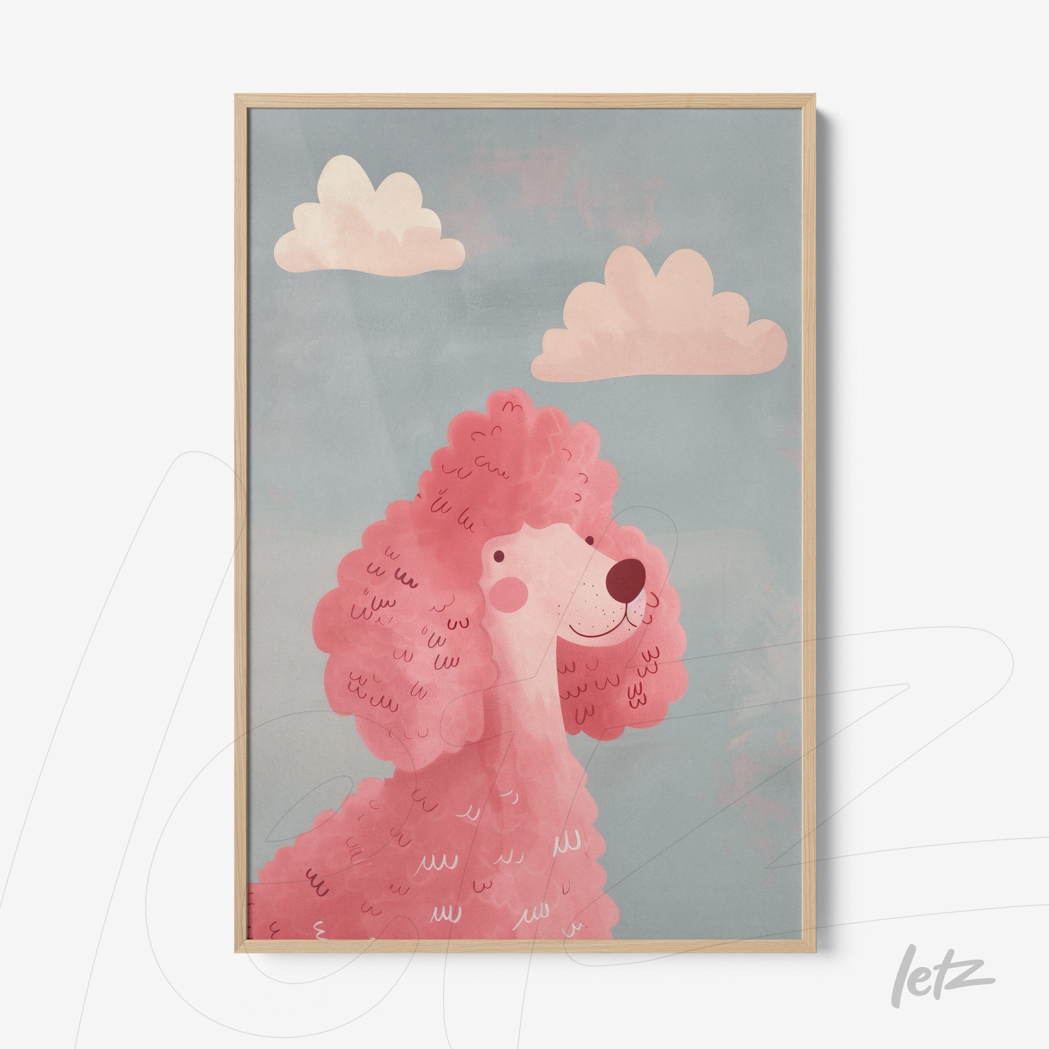 quadro com arte ilustrativa de um poodle rosa sob um céu azul com nuvens suaves em moldura de madeira clara