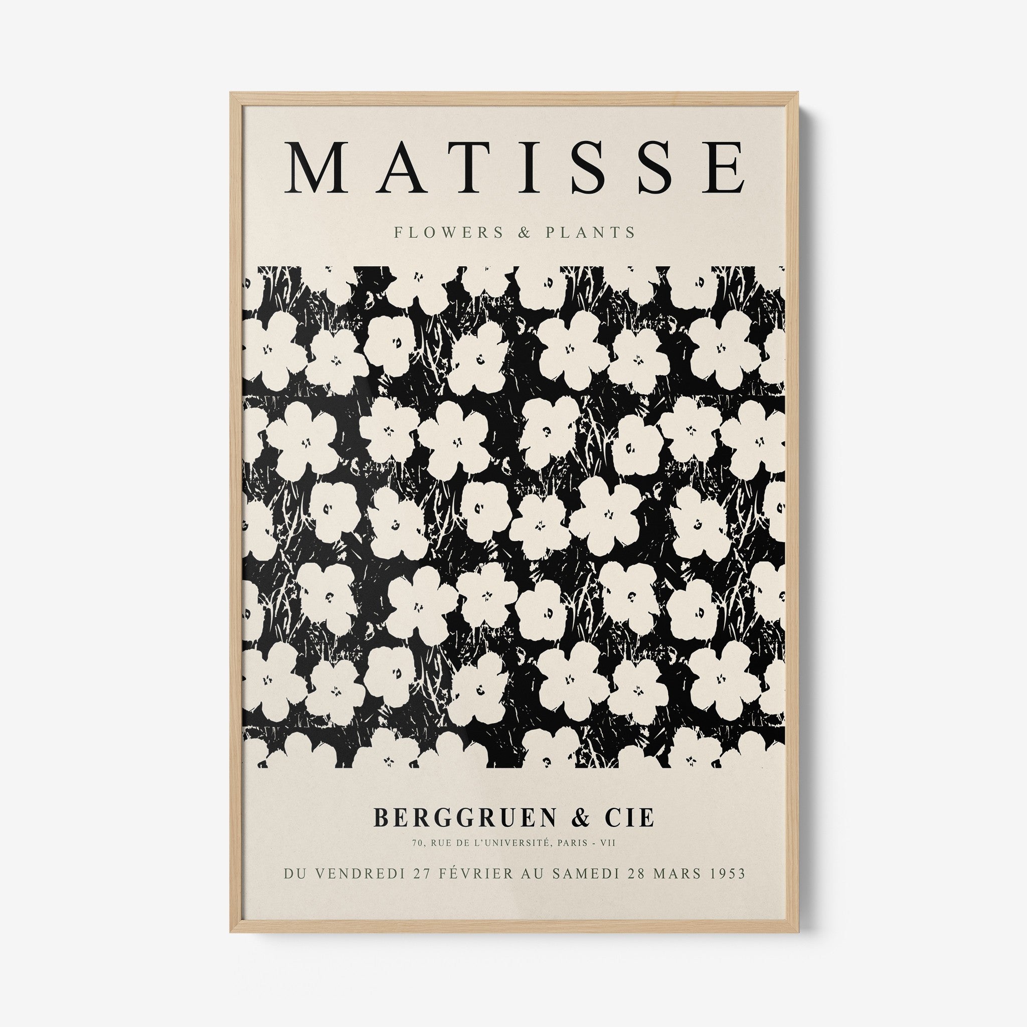 quadro com arte estilizada em fundo preto com flores brancas em design gráfico, em moldura clara