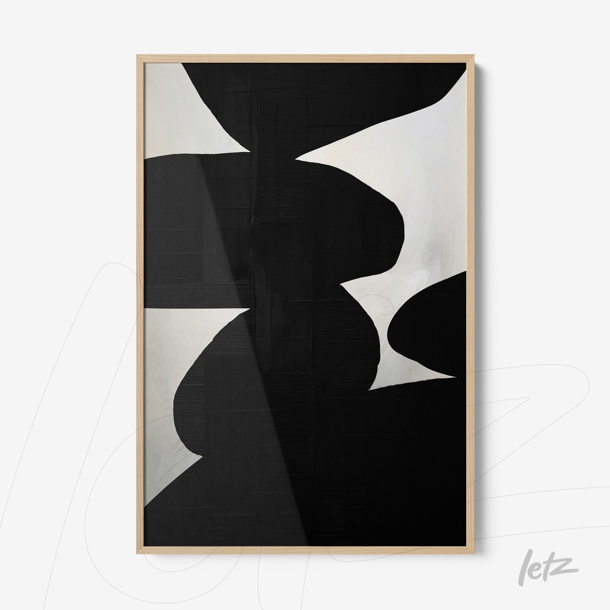 quadro com arte abstrata em preto e branco, moldurado com madeira clara