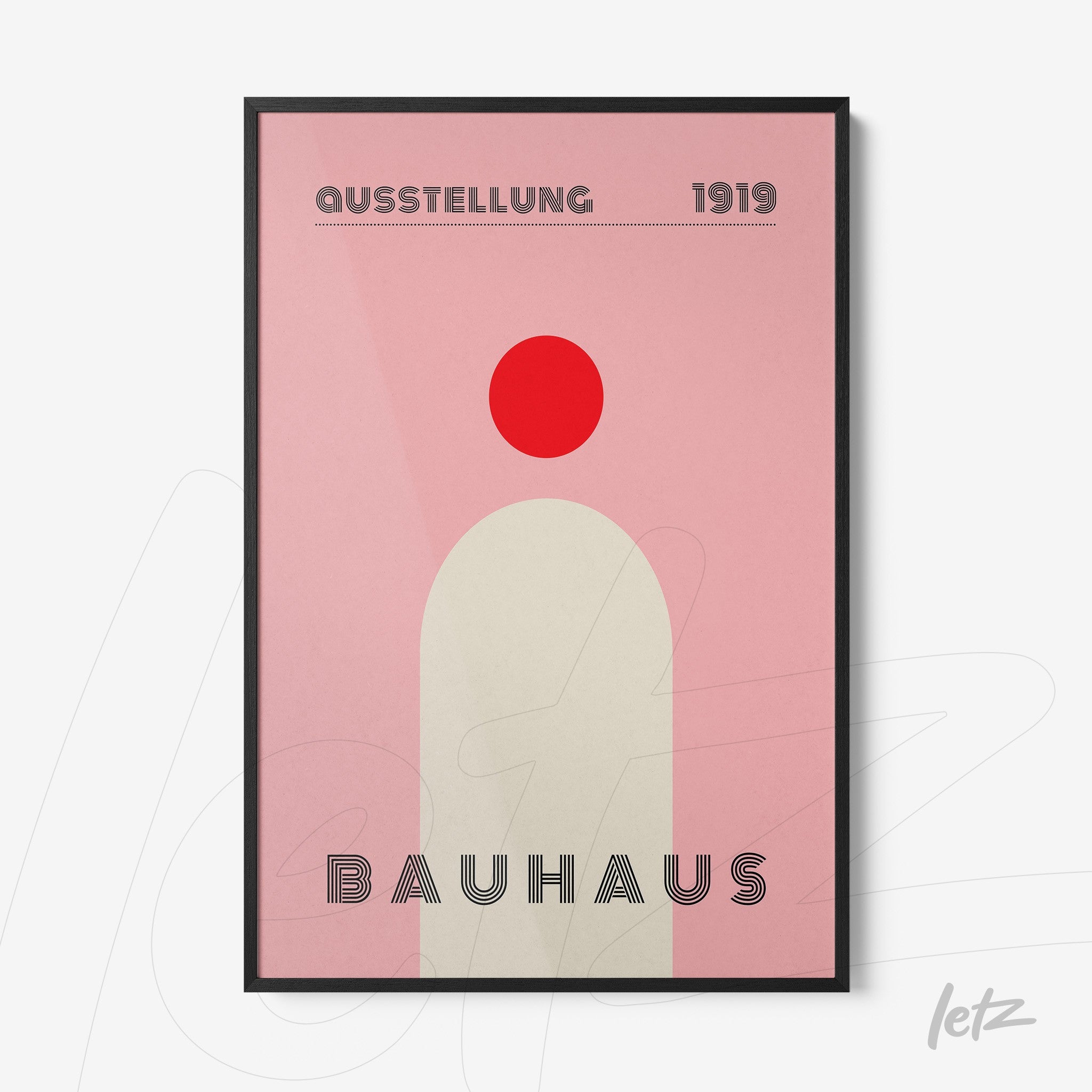 pôster com arte minimalista estilo bauhaus com círculo vermelho em fundo rosa e moldura preta