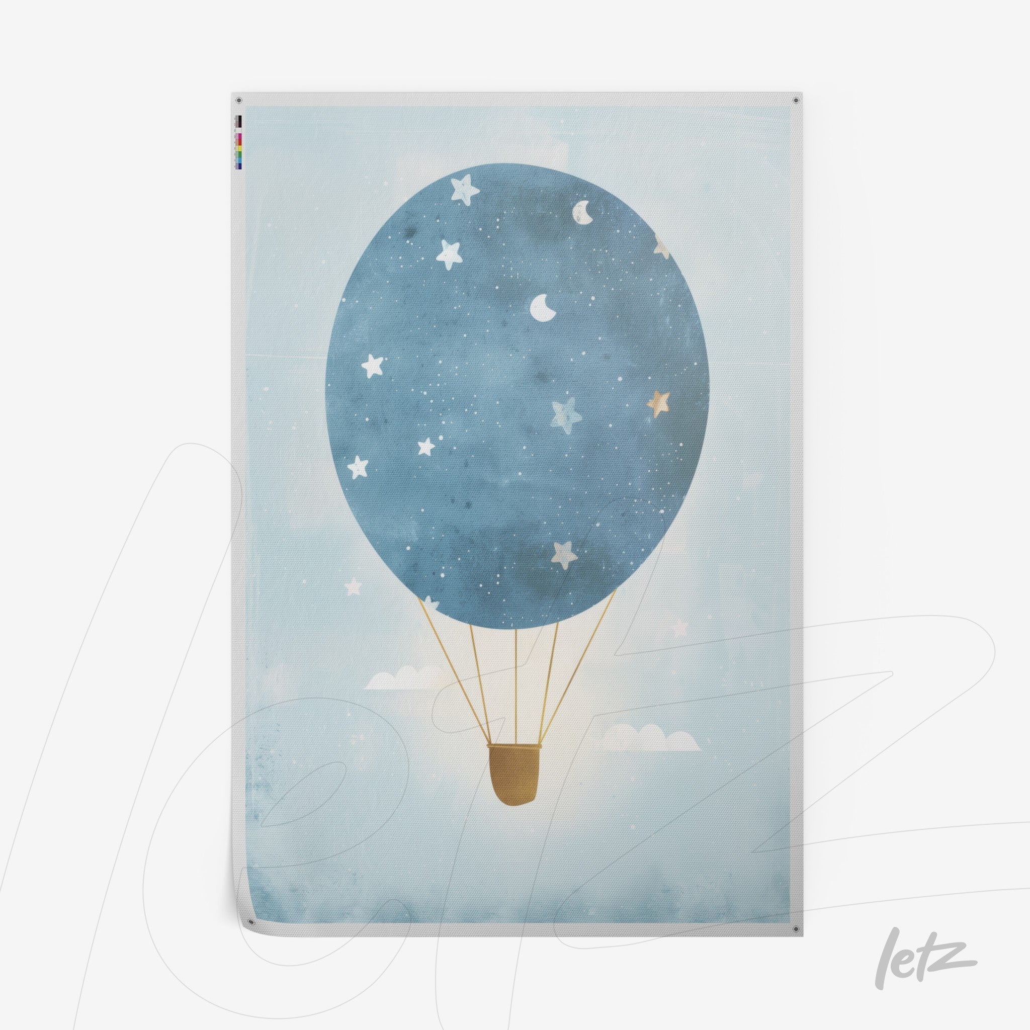 quadro em canvas com balão de ar quente azul sobre fundo suave com estrelas e nuvens
