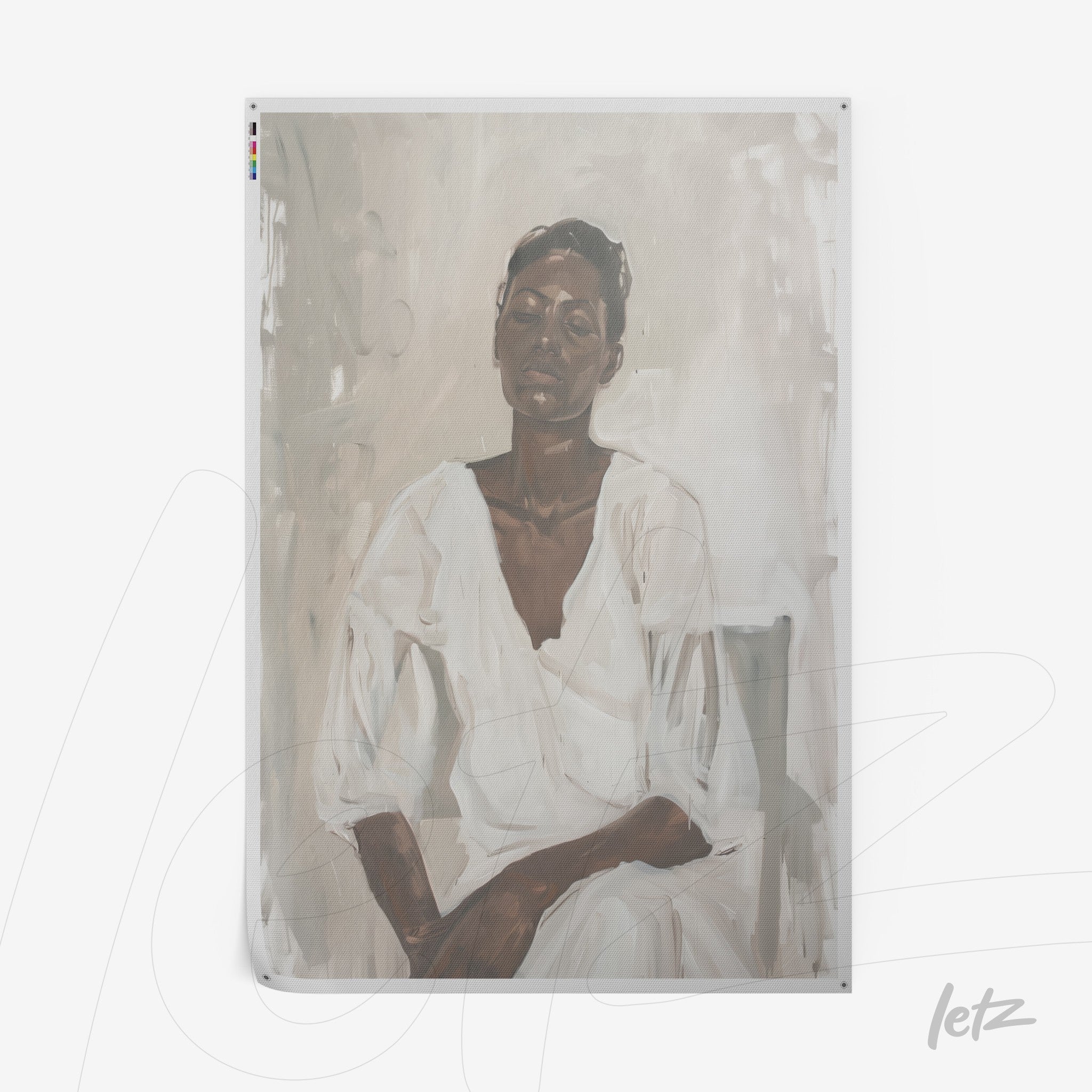 quadro com retrato de mulher com pele escura sentada em pose serena, vestindo roupas brancas, em fundo neutro