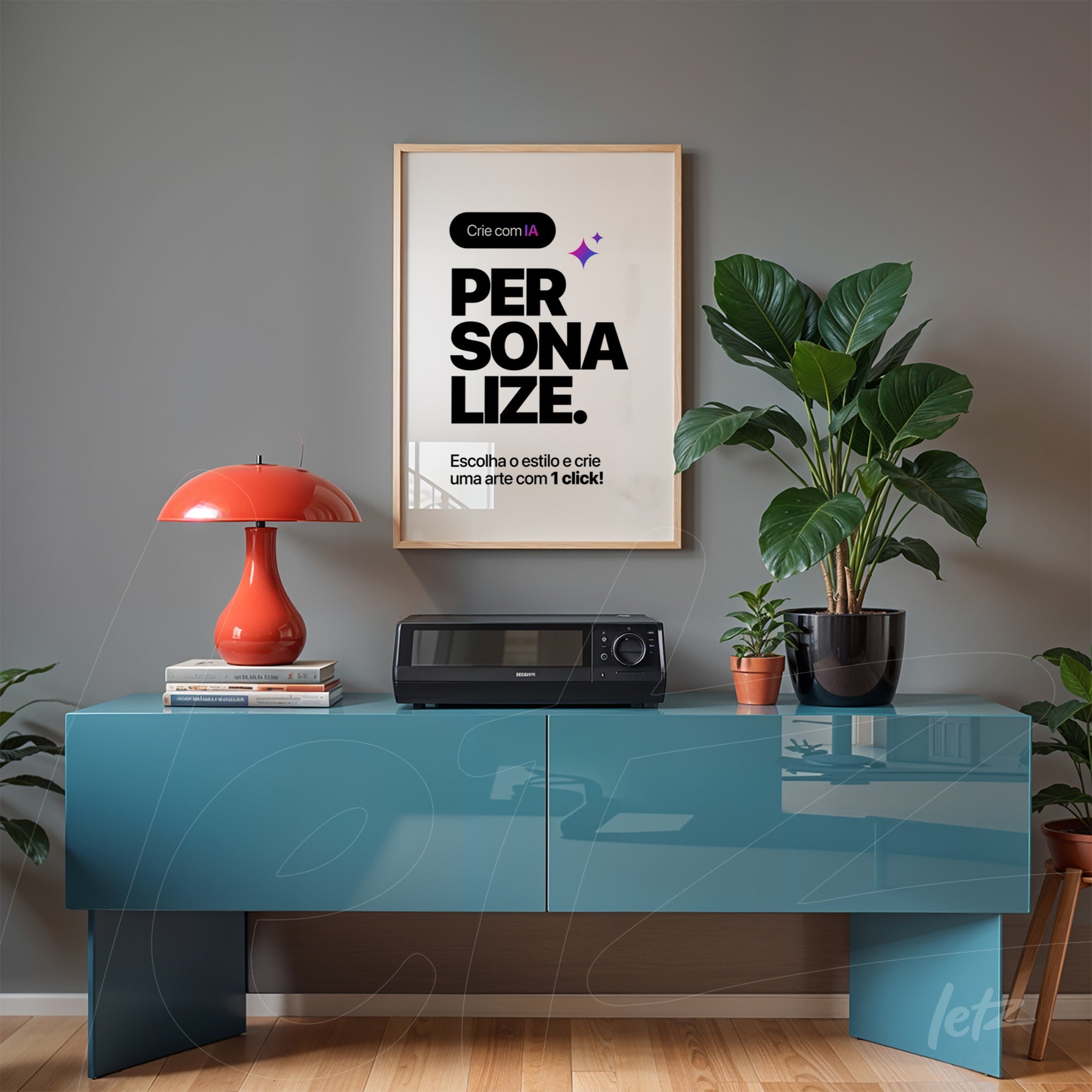 quadro moderno emoldurado com texto em fundo claro, exposto sobre aparador azul em ambiente minimalista com vaso de planta