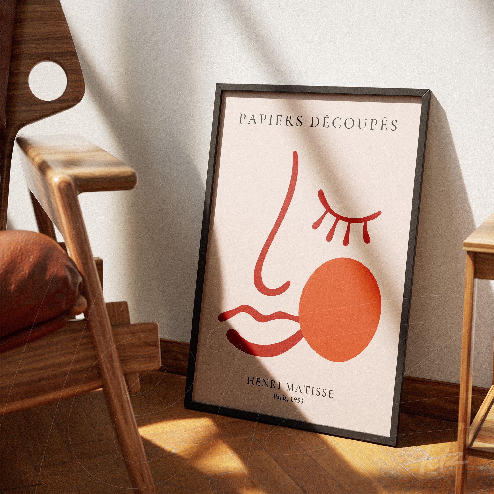 quadro com arte minimalista de um rosto em linhas vermelhas e formas orgânicas em moldura preta