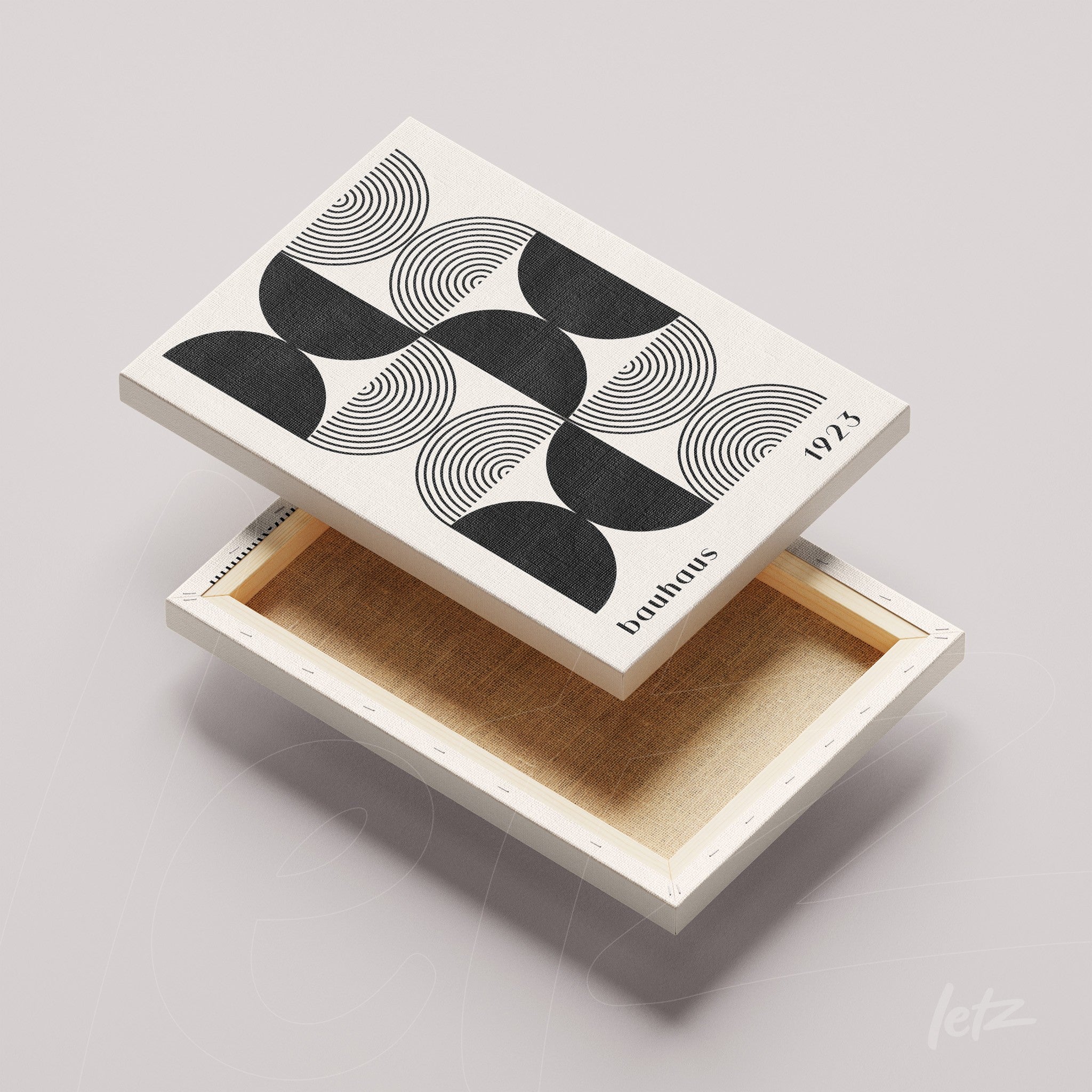 tela em canvas com padrão geométrico preto sobre fundo claro, mostrada aberta e sem moldura