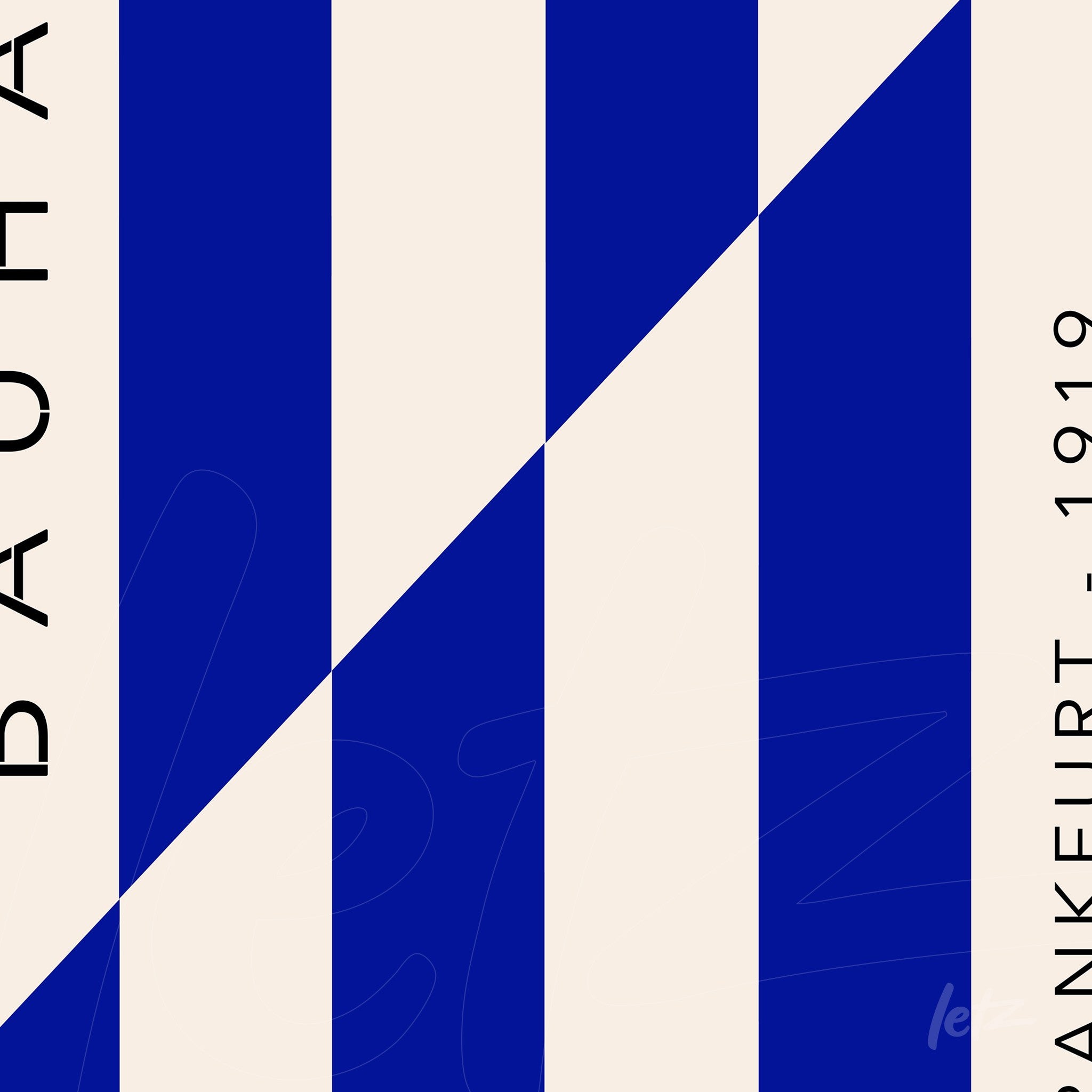 tela em canvas com arte abstrata de listras diagonais azuis e bege com texto lateral