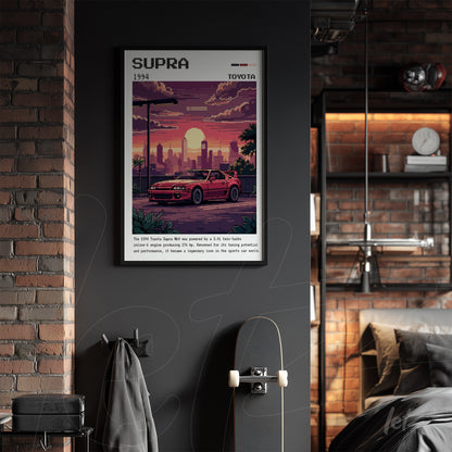 quadro em estilo retrô com ilustracão do carro Toyota Supra 1994 em moldura preta, apresentado sobre parede escura com fundo urbano ao pôr do sol