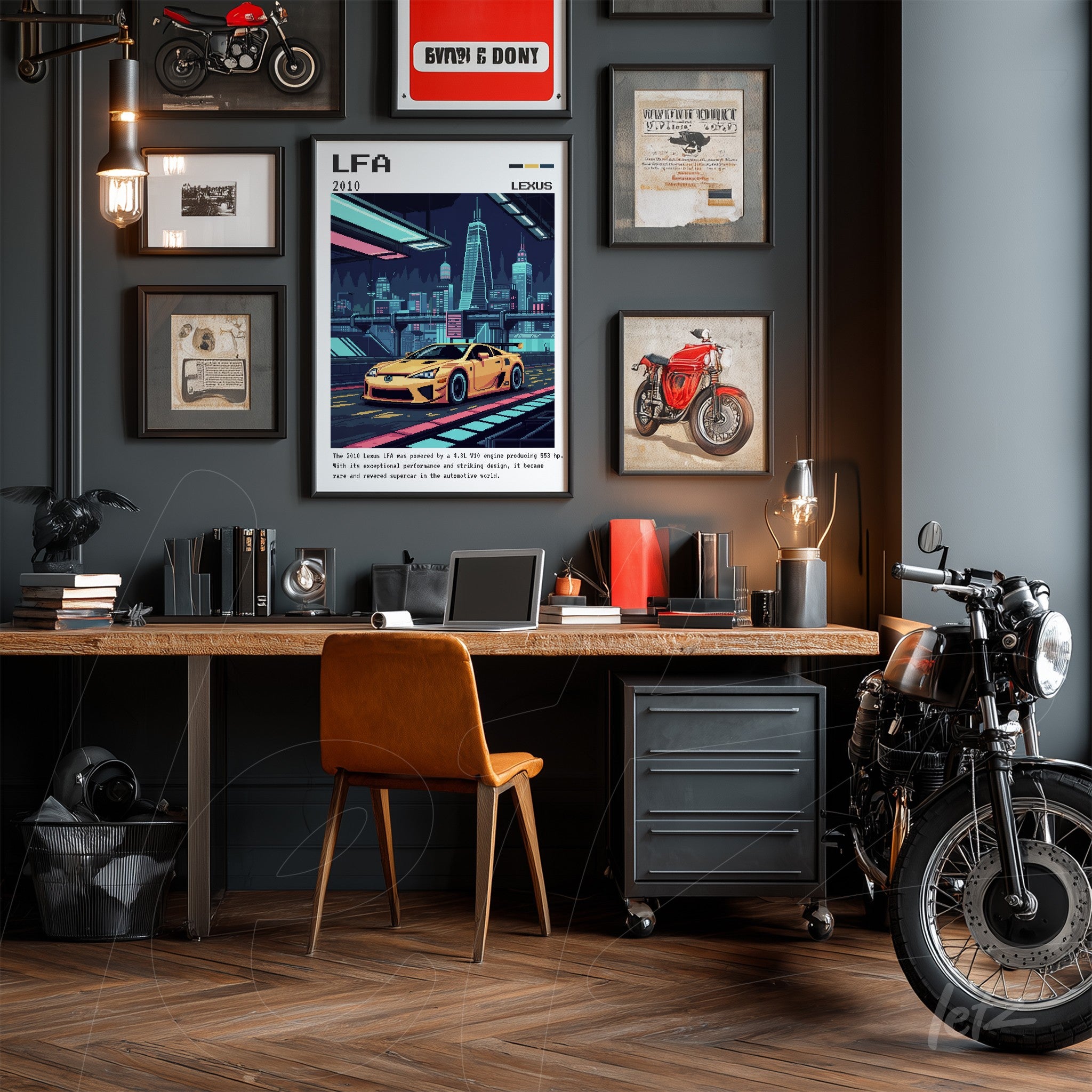 composição de quadros decorativos em parede cinza com arte do carro Lexus LFA e imagens de motos vintage