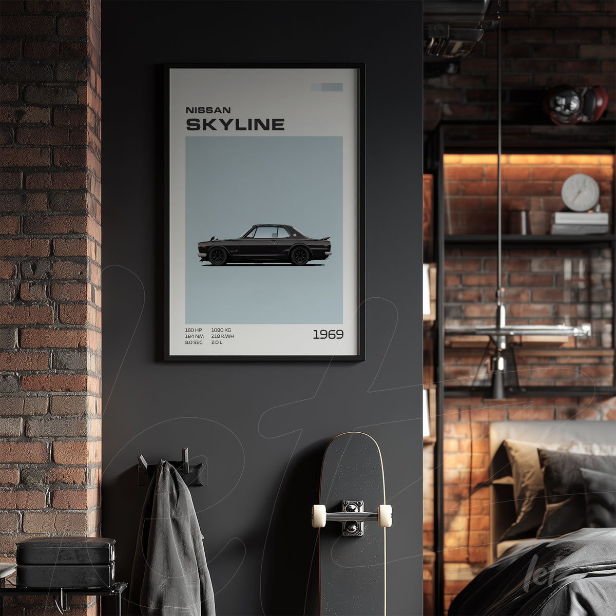 quadro decorativo com arte geográfica do carro Nissan Skyline 1969 em moldura preta sobre parede cinza