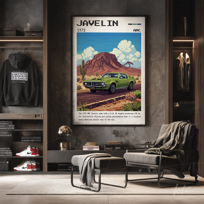 quadro emoldurado com arte digital retrô do carro AMC Javelin de 1973, destacando o carro verde em um cenário desértico com montanhas vermelhas ao fundo
