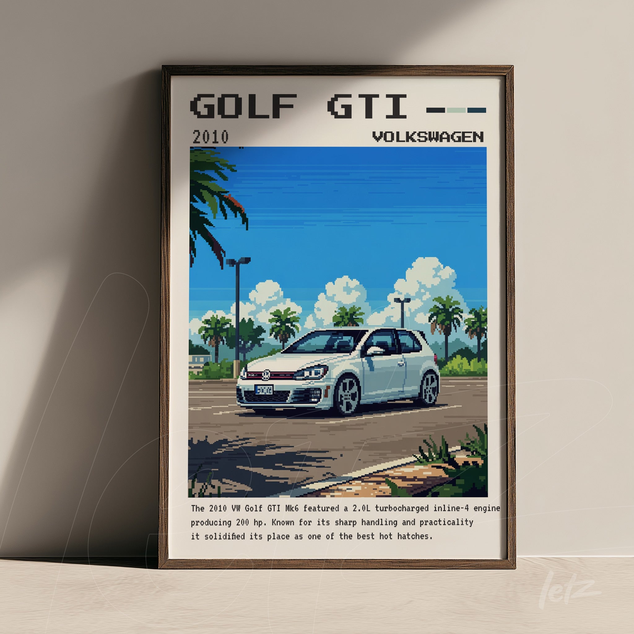 quadro com arte pixelada de um Volkswagen Golf GTI 2010, moldura marrom escura, fundo tropical com palmeiras