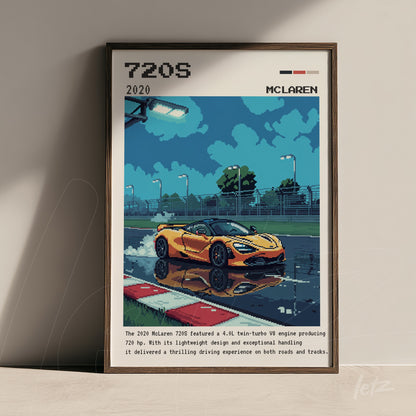 quadro com arte pixelada do carro McLaren 720S em cor laranja sobre pista molhada, com moldura escura