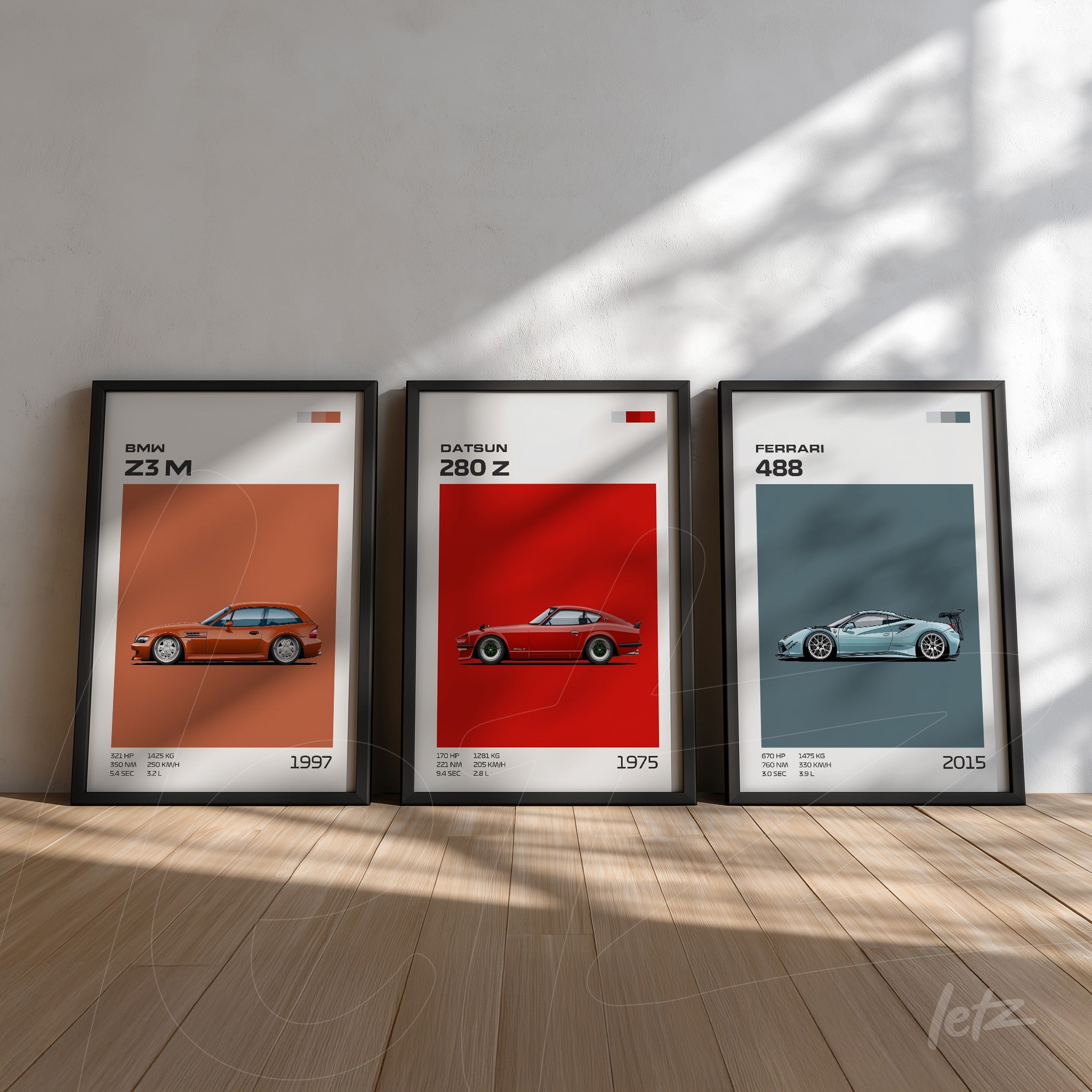 composição de três quadros com ilustrações de carros clássicos, molduras pretas finas, fundo em cores vibrantes, destacando BMW Z3 M, Datsun 280 Z e Ferrari 488