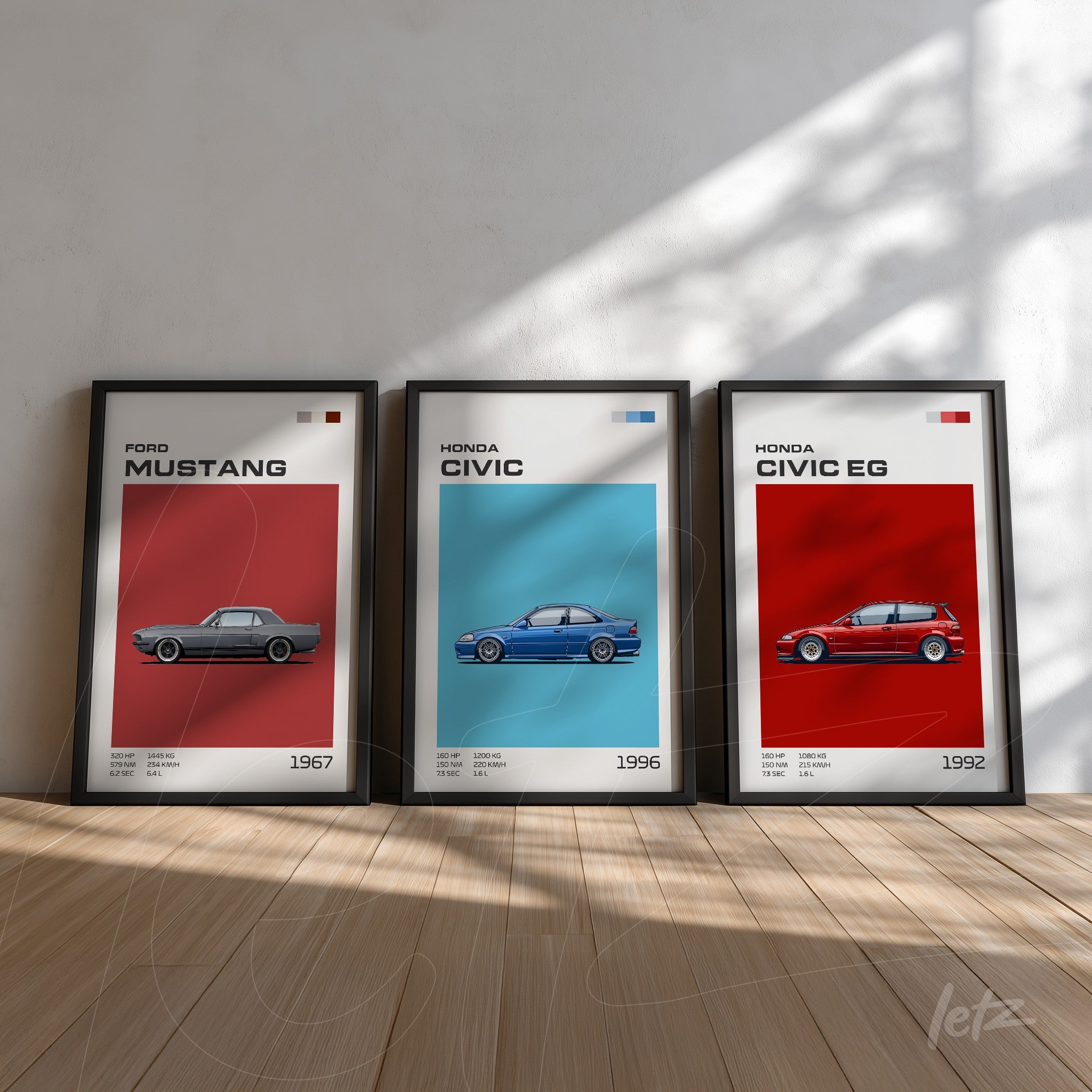 composição de quadros com ilustrações minimalistas dos carros Ford Mustang, Honda Civic e Honda Civic EG, em molduras pretas sobre uma parede branca