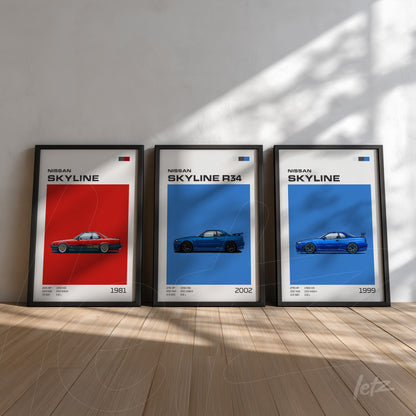 composição de quadros com ilustrações de carros Nissan Skyline em molduras pretas, com fundo vermelho e azul e anos 1981, 1999 e 2002