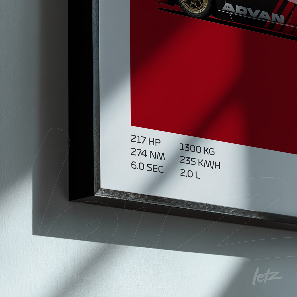 quadro com arte gráfica de carro de corrida em fundo vermelho com detalhes de especificações técnicas em branco e moldura preta