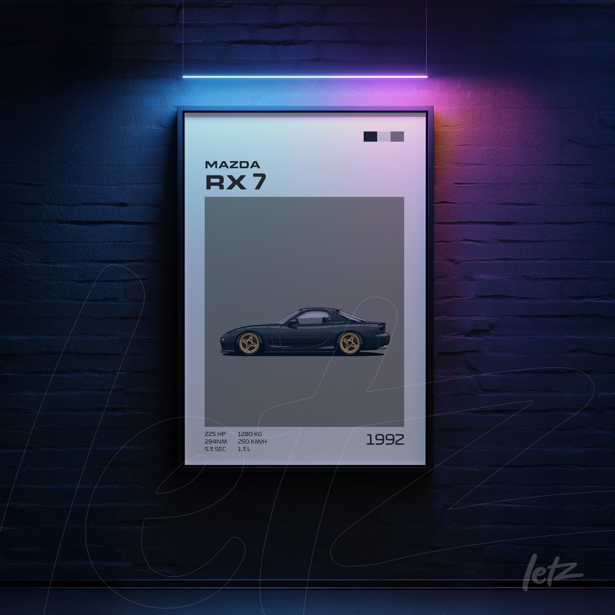 quadro decorativo de carro modelo Mazda RX 7 emoldurado em preto com fundo cinza claro
