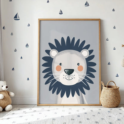 quadro com ilustração de leão estilizado em fundo cinza e moldura de madeira clara