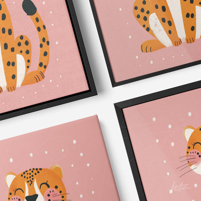 composição de quadros decorativos com ilustrações de leopardo em fundo rosa, molduras pretas