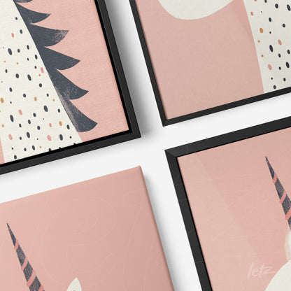 composição de quadros com arte de unicórnios em moldura preta fina sobre fundo rosa claro