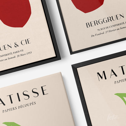 composição com quadros decorativos em moldura preta, apresentando arte inspirada em Matisse com formas simplificadas em fundo bege