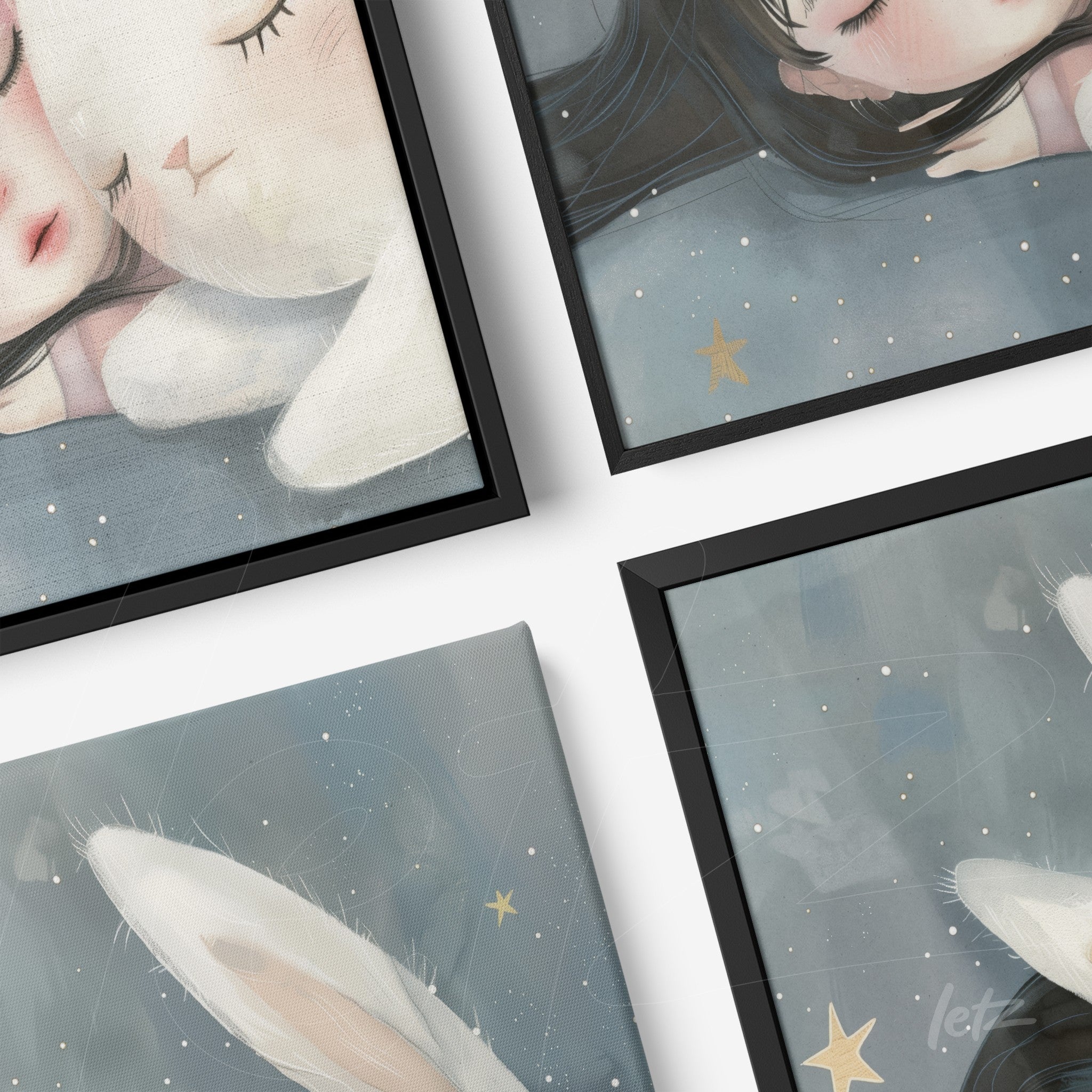 composição de quadros com ilustrações de meninas dormindo com coelhos e estrelas em fundo azul, molduras pretas finas